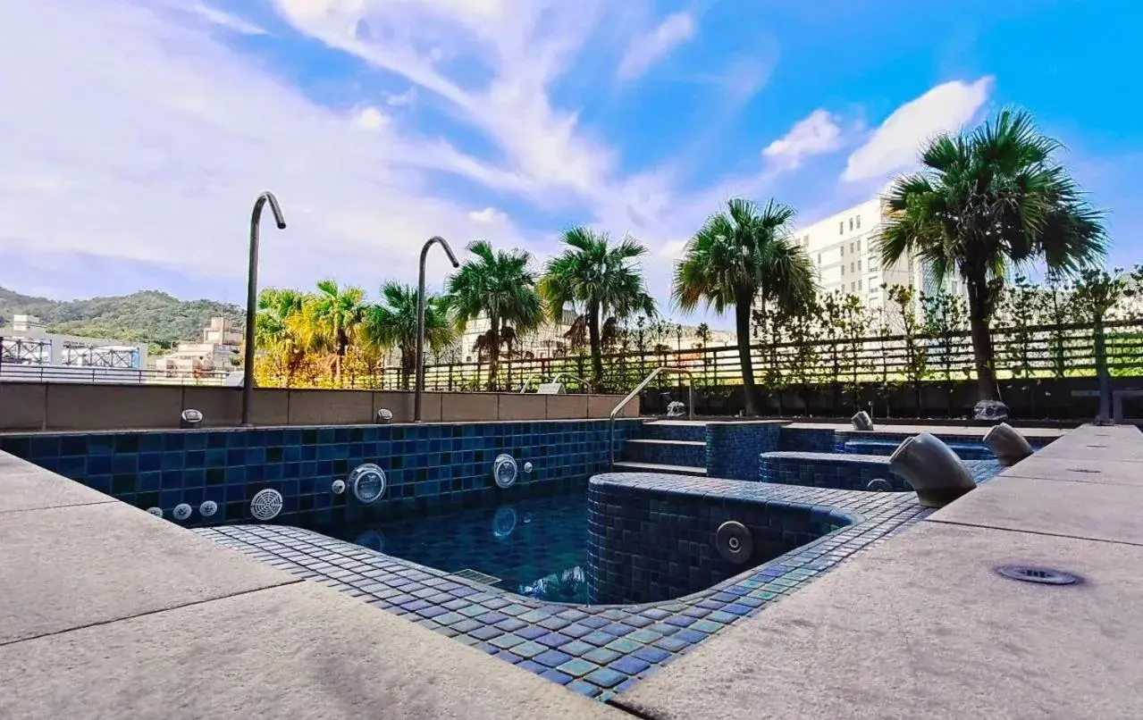 Swimming pool in S Aura Hotel Swimming pool in S Aura Hotel