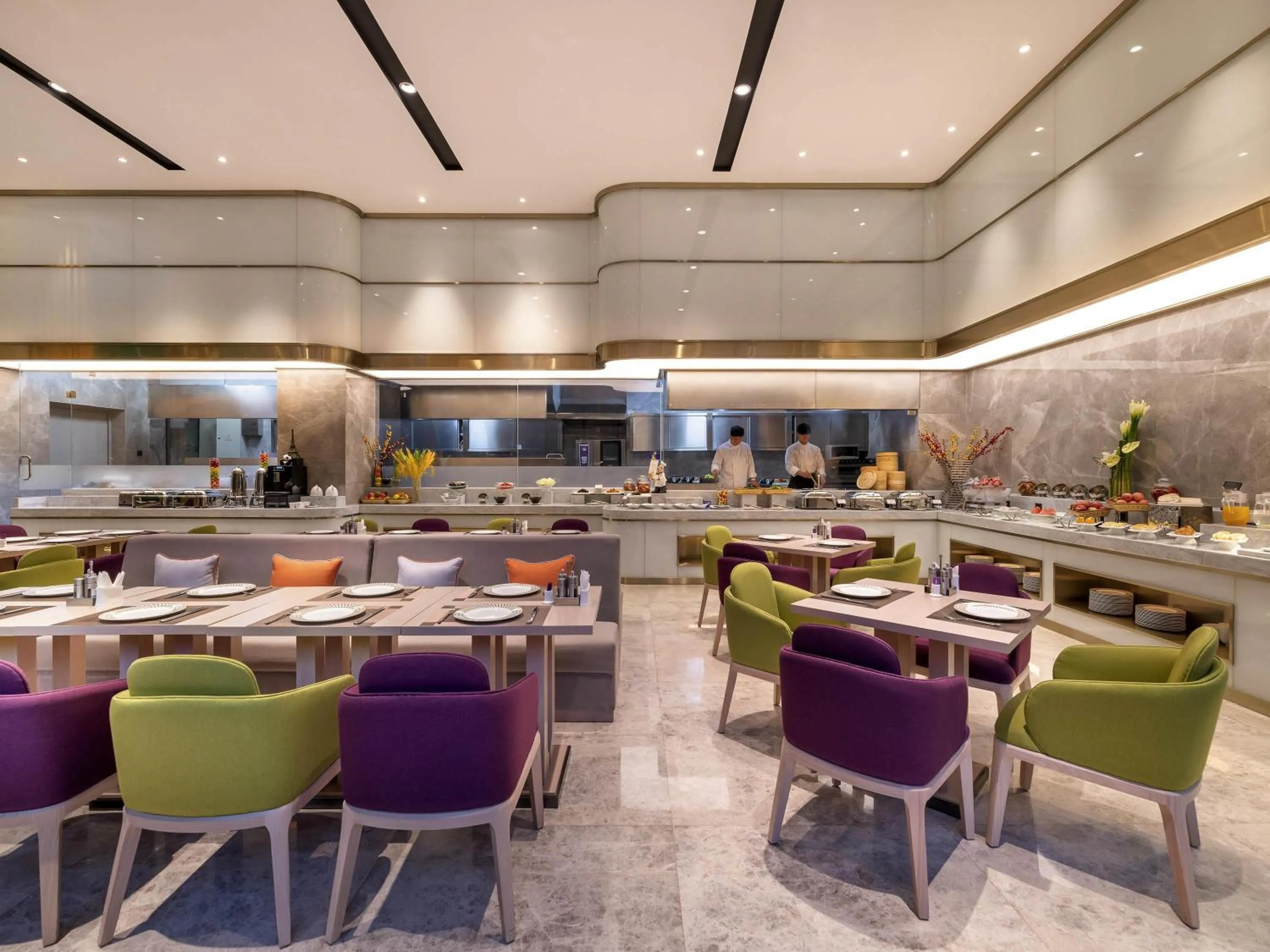 Restaurant/places to eat in Mercure Chengdu Huapaifang