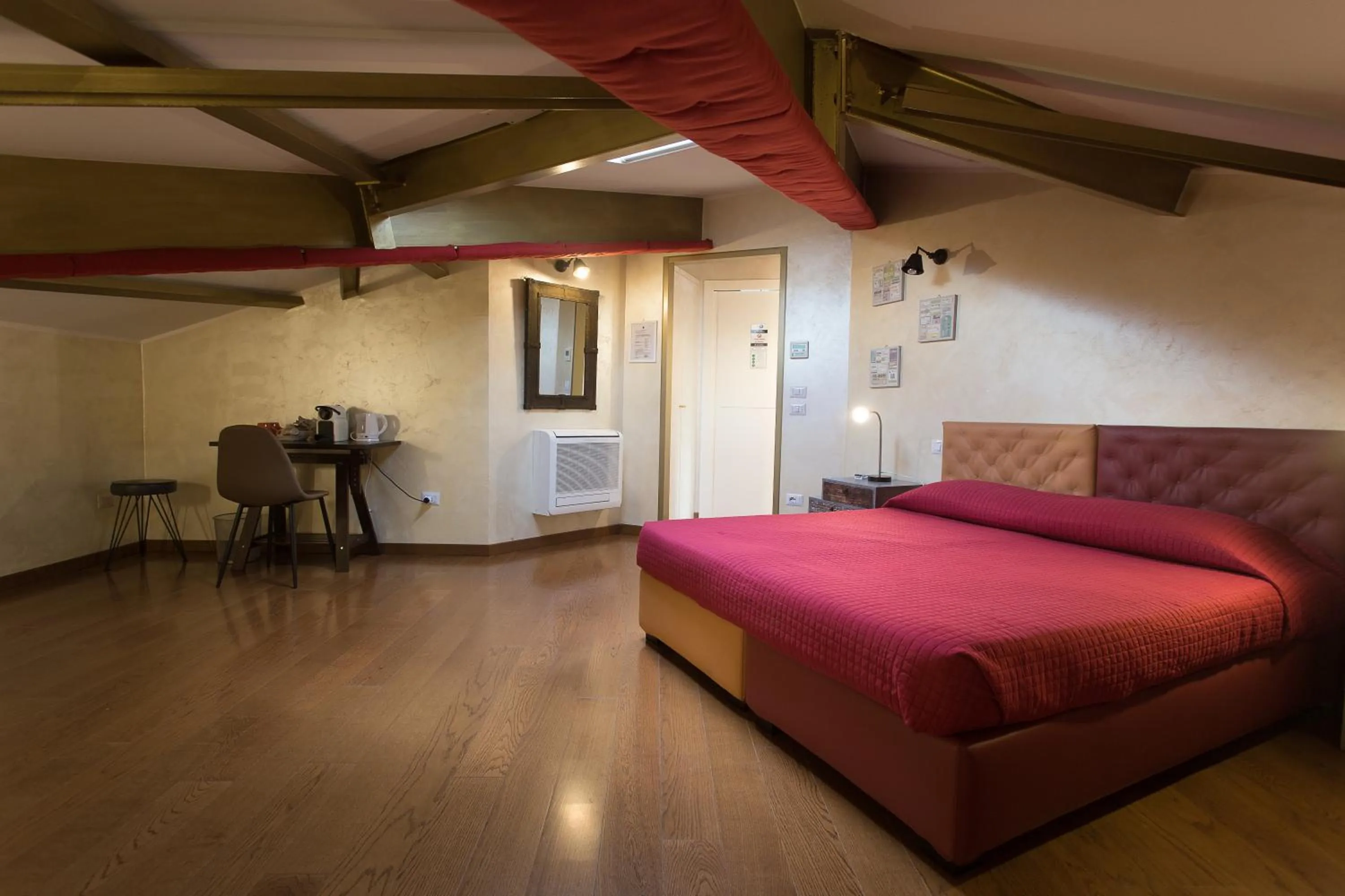 Bedroom, Bed in BB SAVOIA Affittacamere