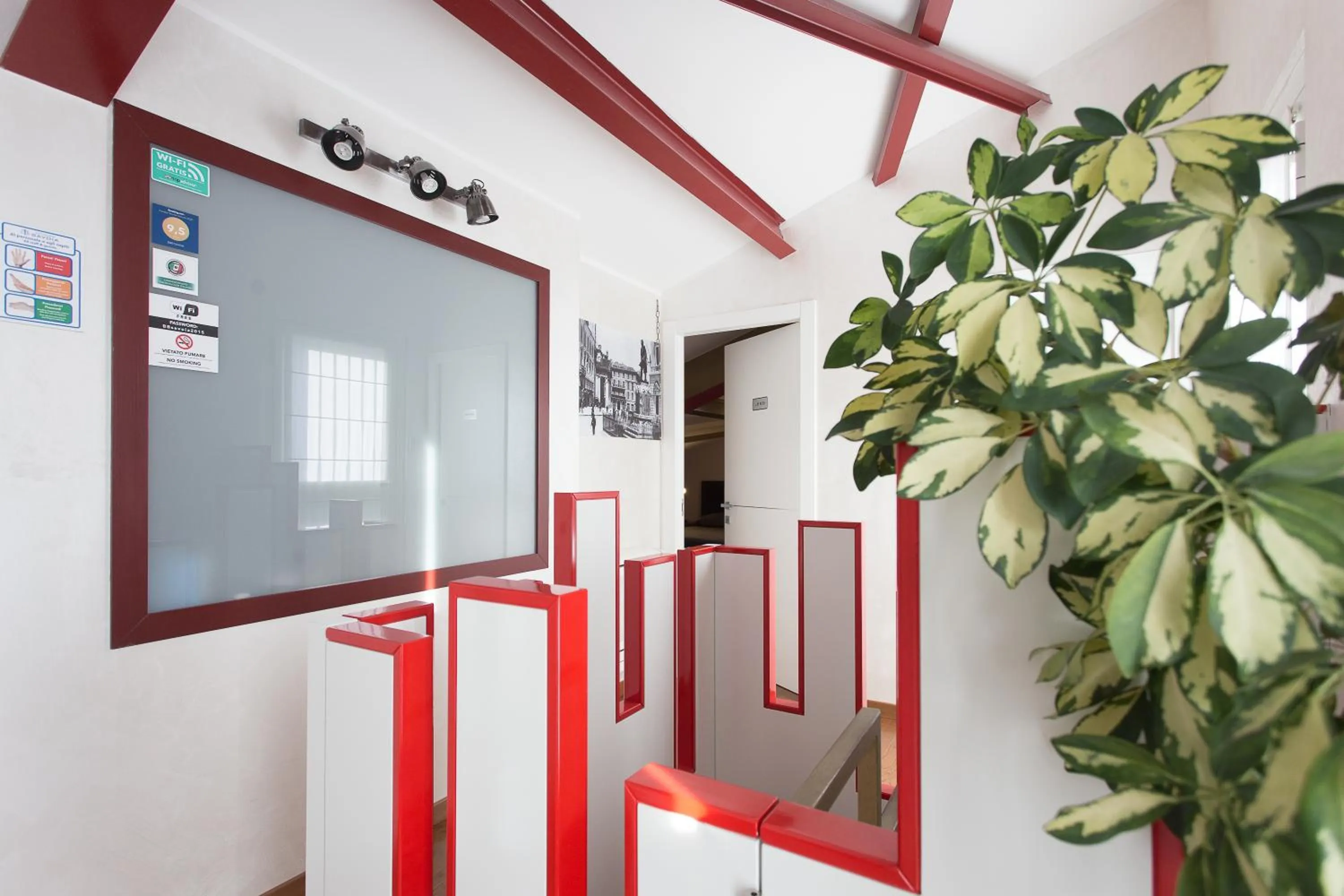 Decorative detail in BB SAVOIA Affittacamere