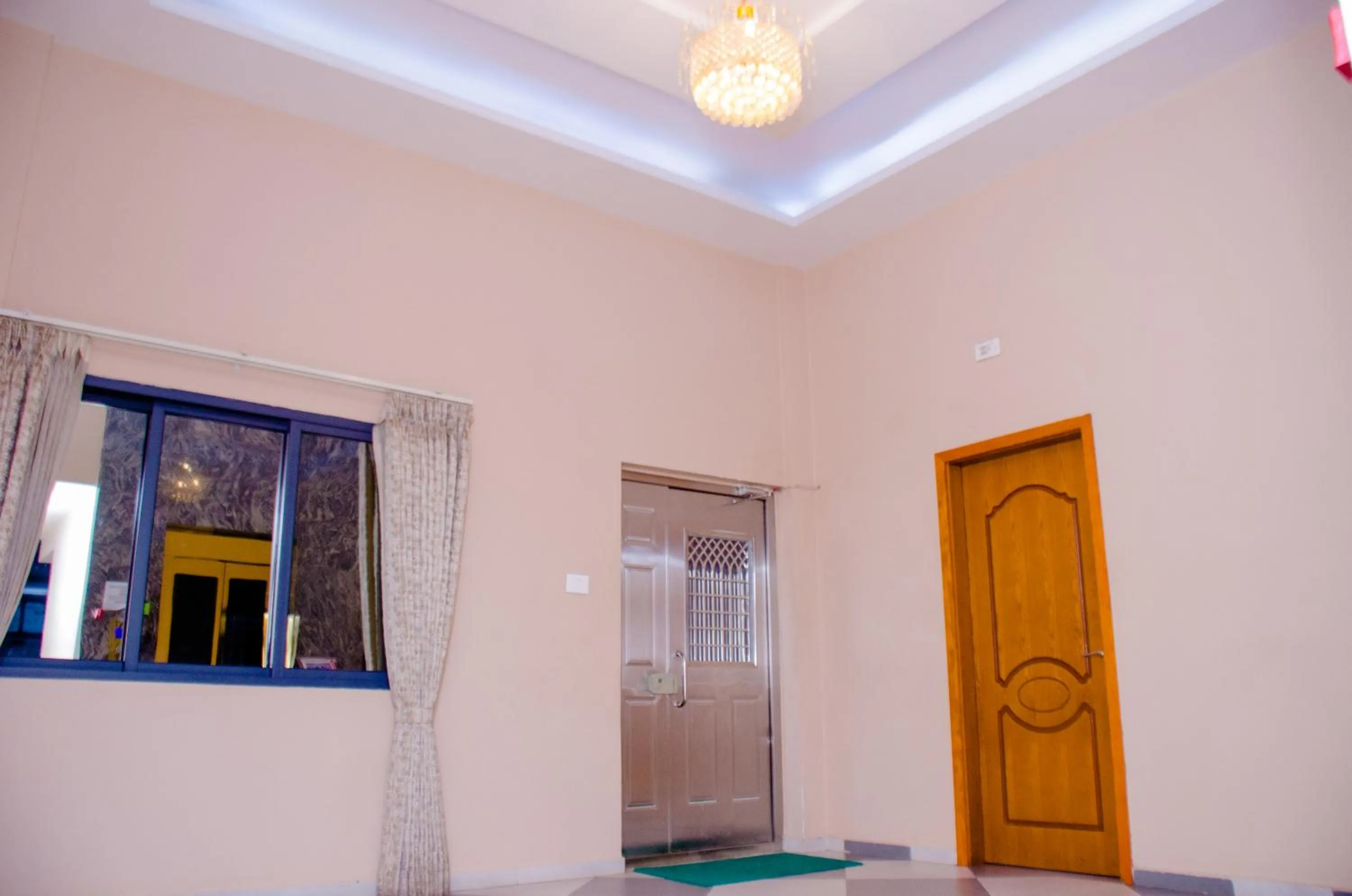 Seating area in HOTEL PLATINUM