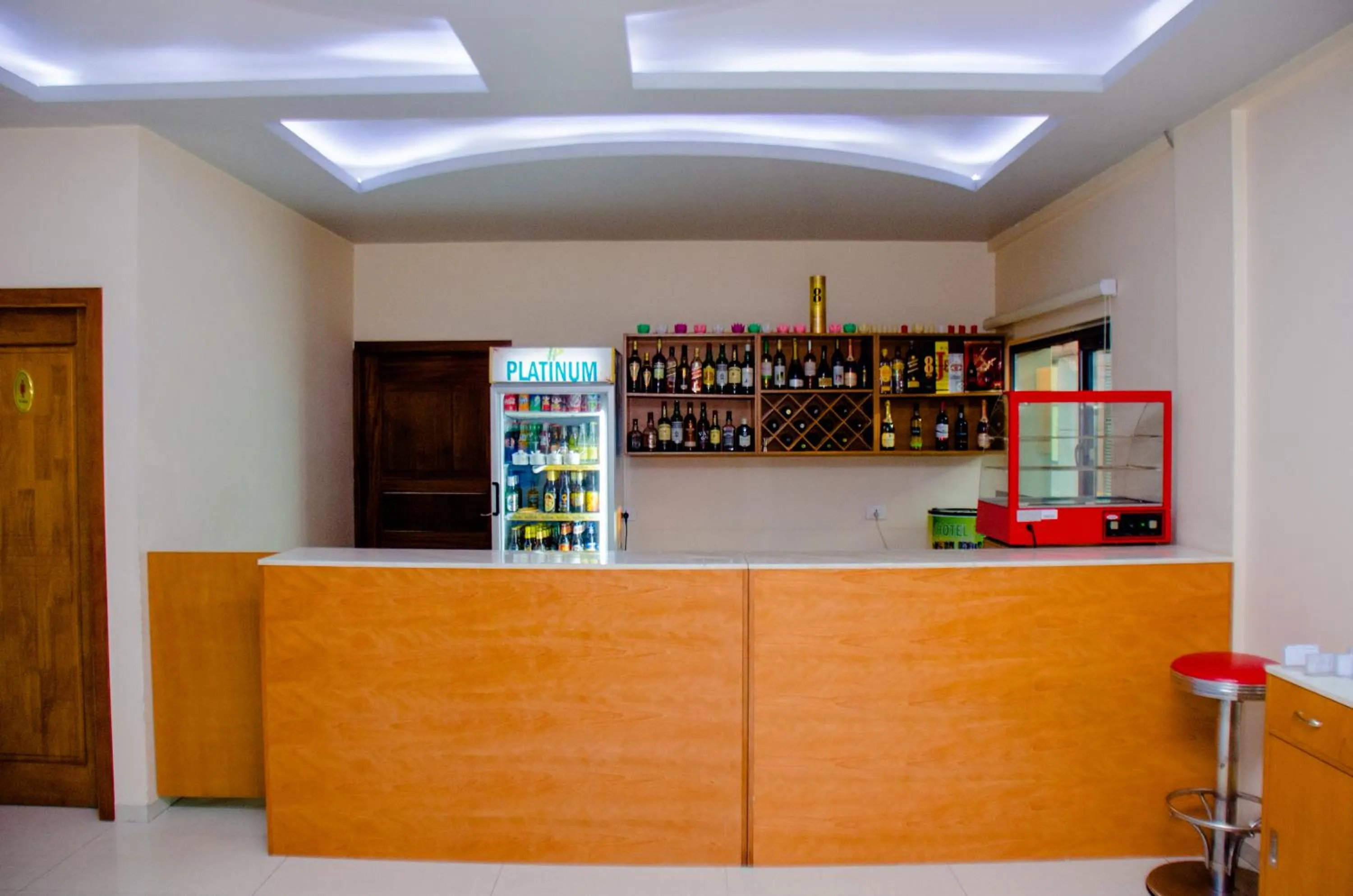 Lounge or bar in HOTEL PLATINUM