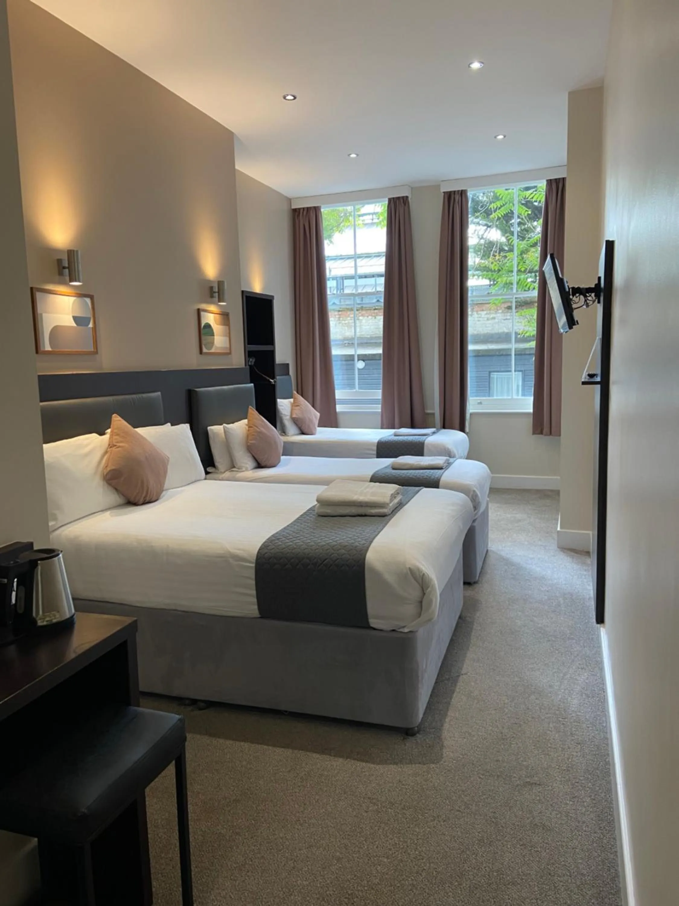 Bed in Trebovir Hotel