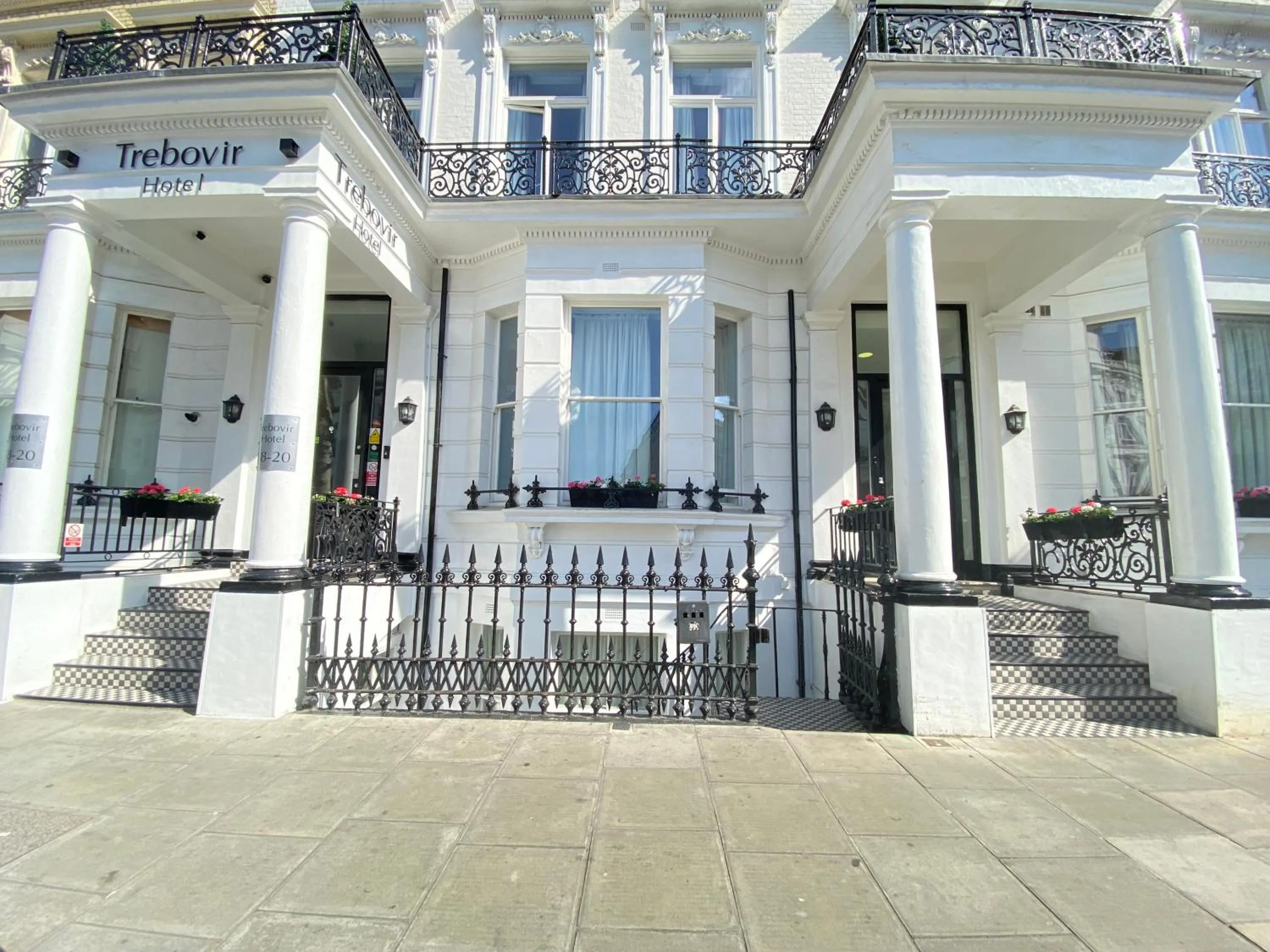 Property building in Trebovir Hotel