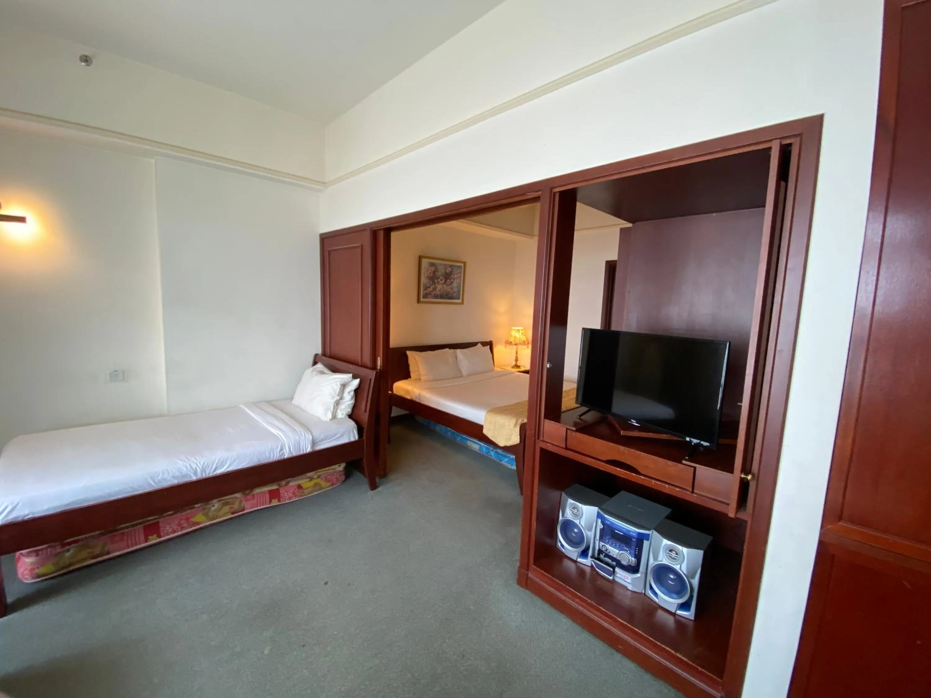 Bed in Times Square Kuala Lumpur JN