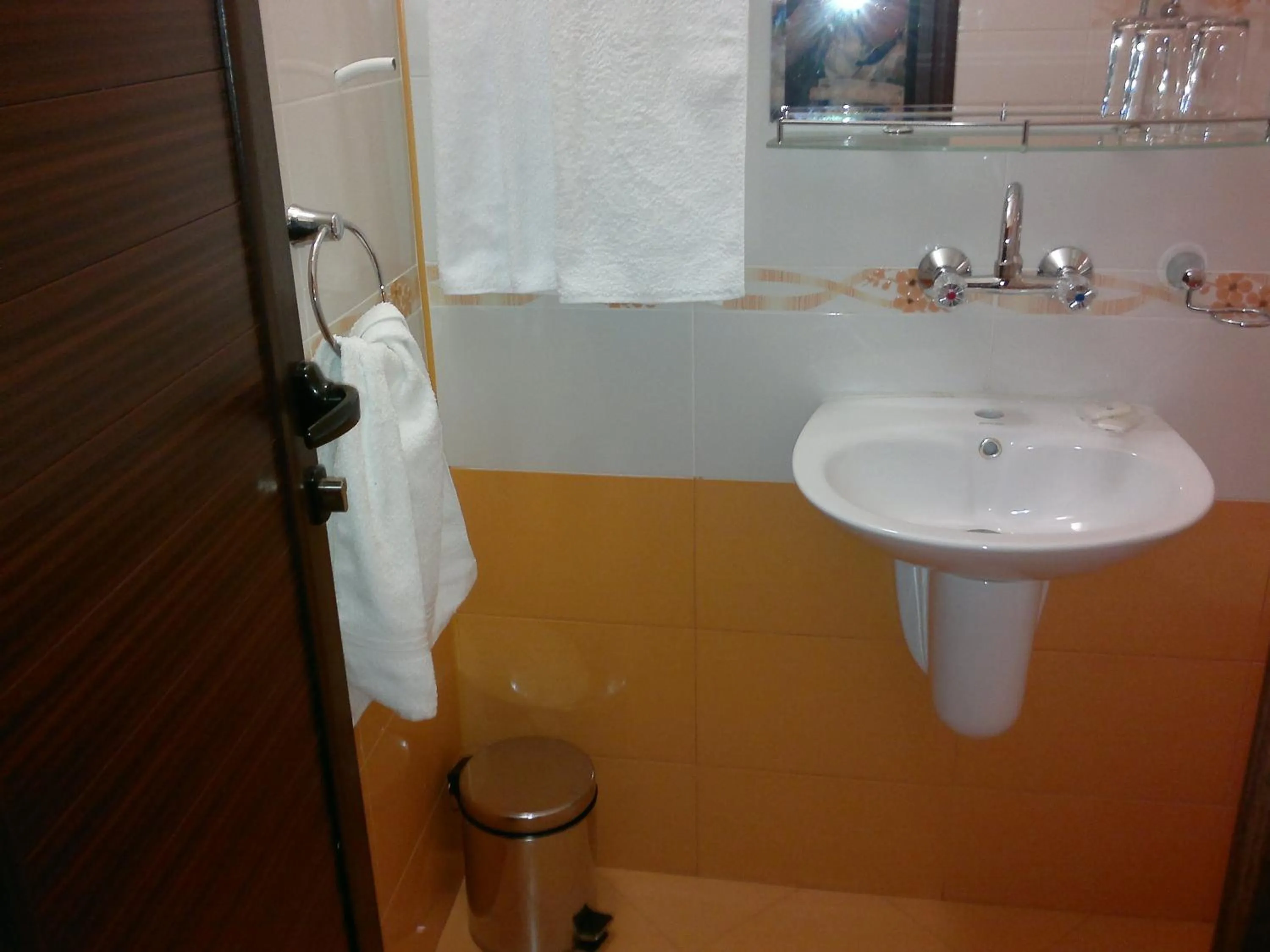 Bathroom in Family Hotel Marsina