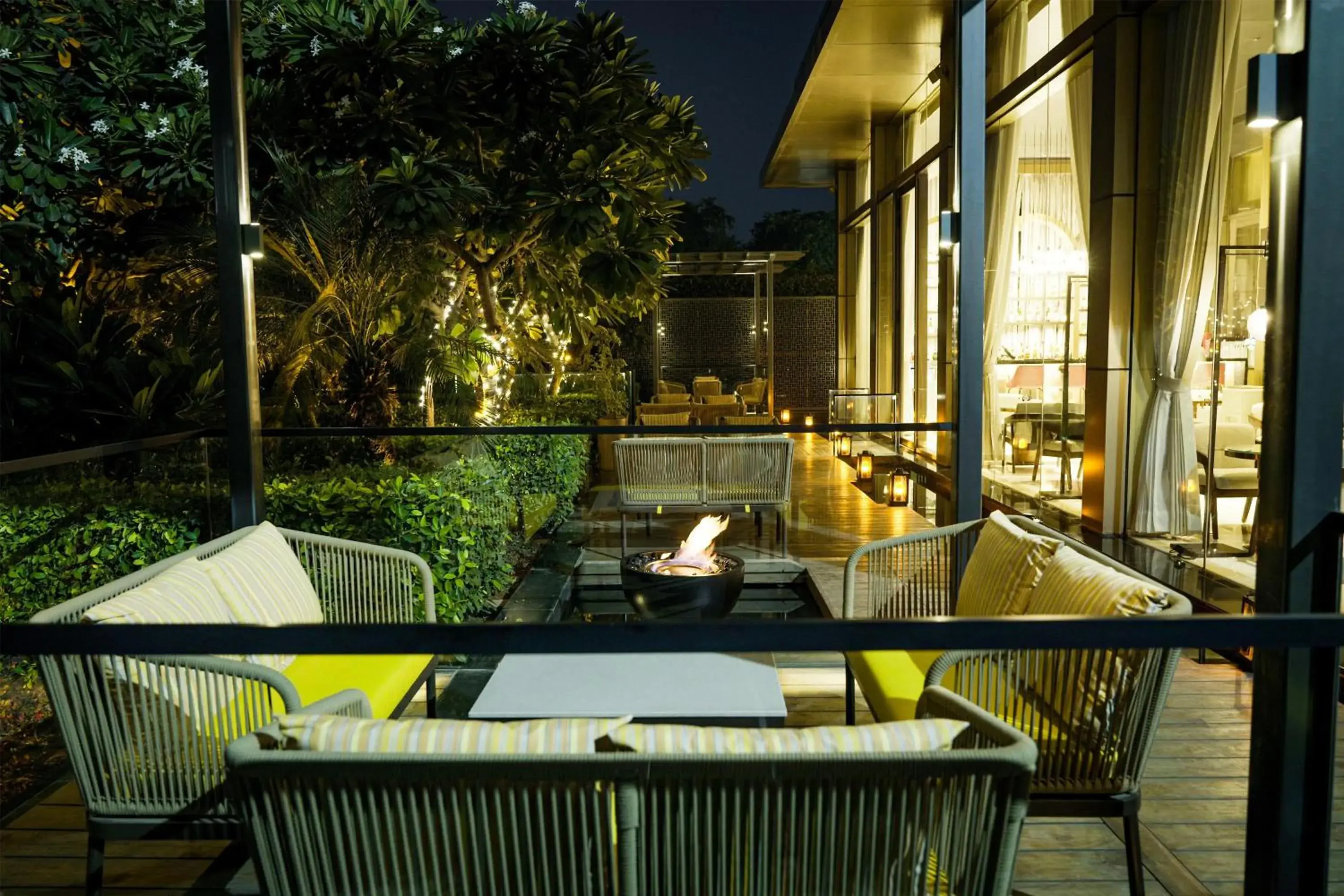 Lounge or bar in Radisson Blu Hotel Amritsar Lounge or bar in Radisson Blu Hotel Amritsar