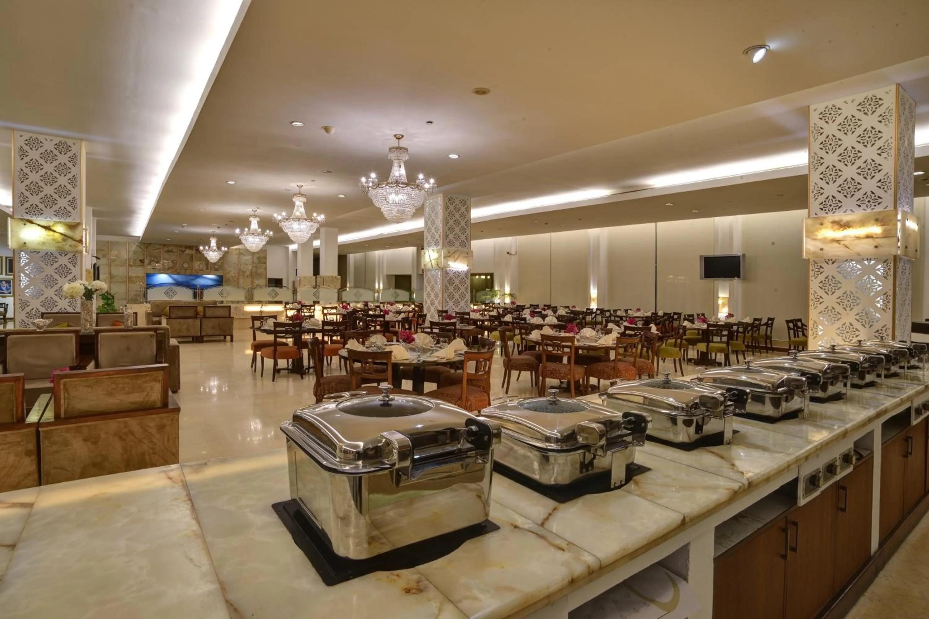 Restaurant/places to eat in Zaver Pearl Continental, Gwadar