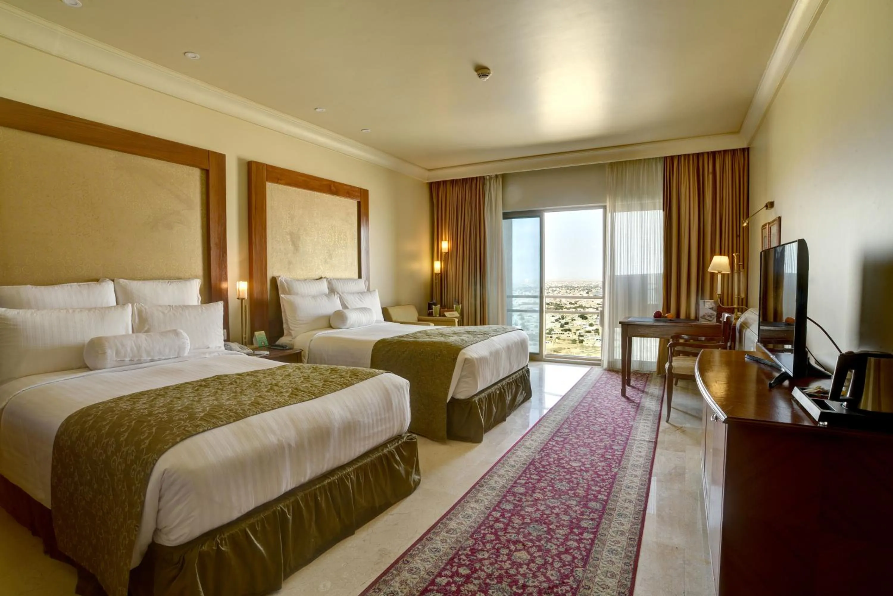 Zaver Pearl Continental, Gwadar