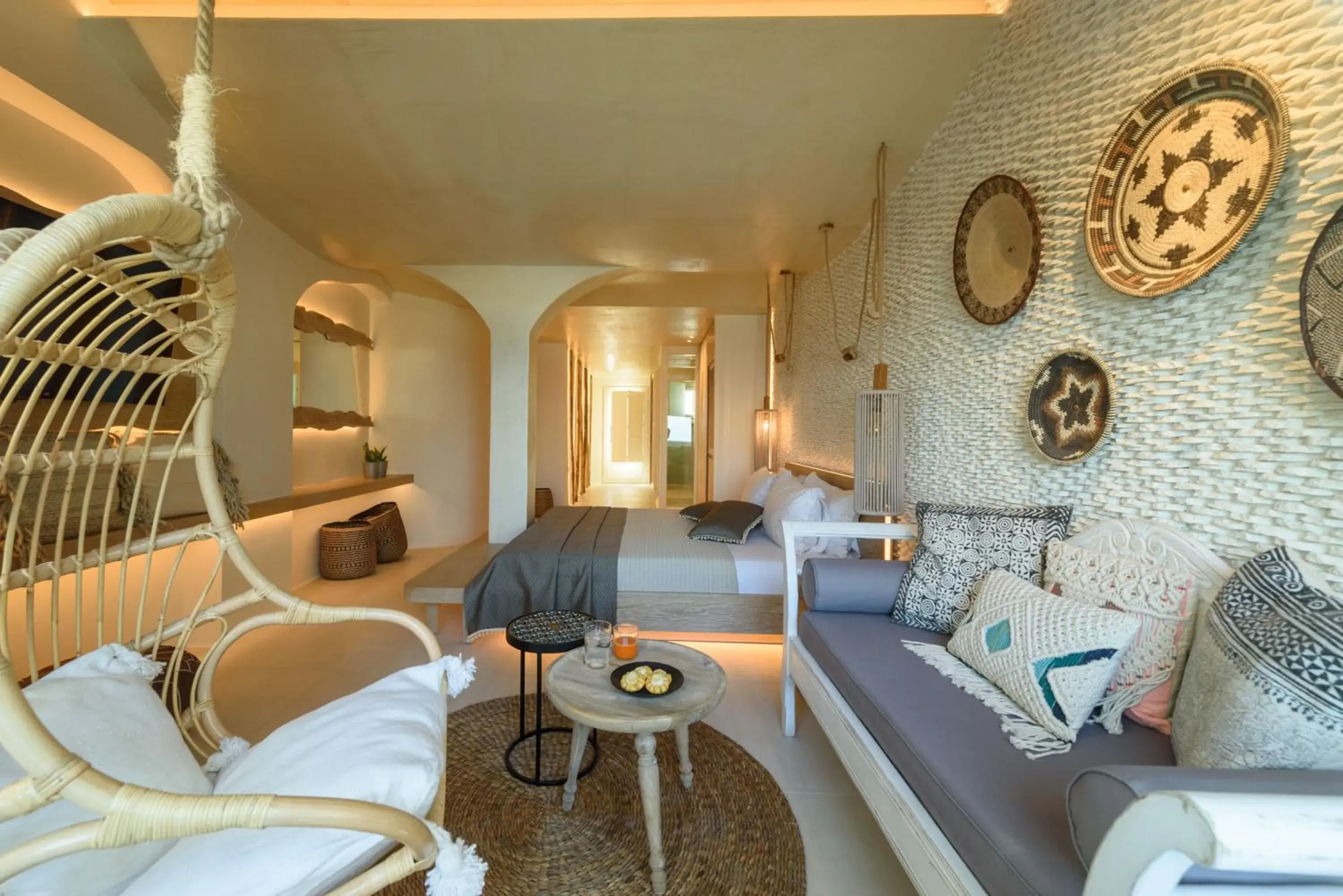 Bed in Divelia East Bed in Divelia East