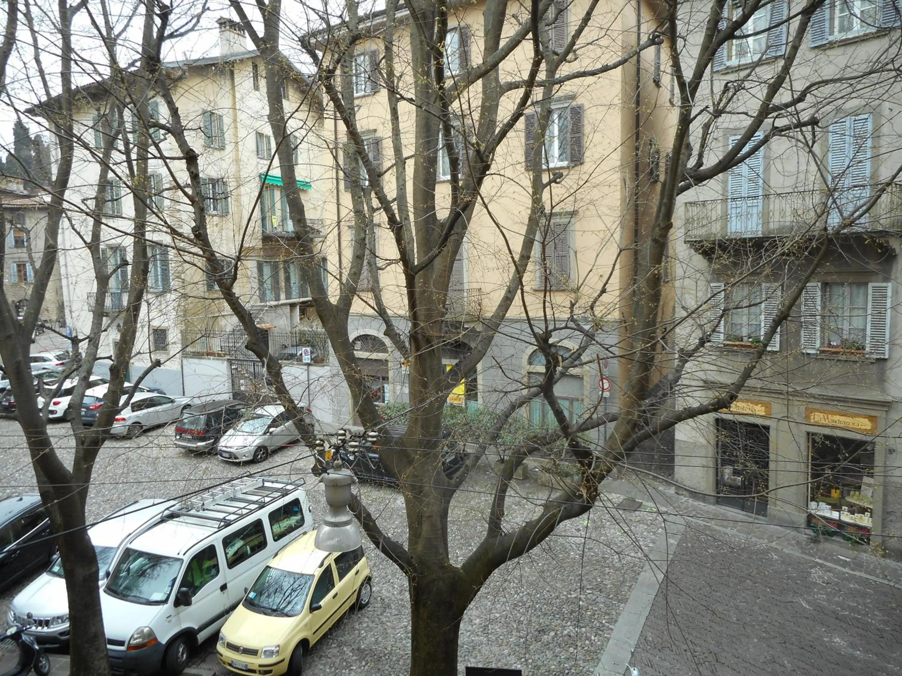 City view in Bergamo Alta Guest House