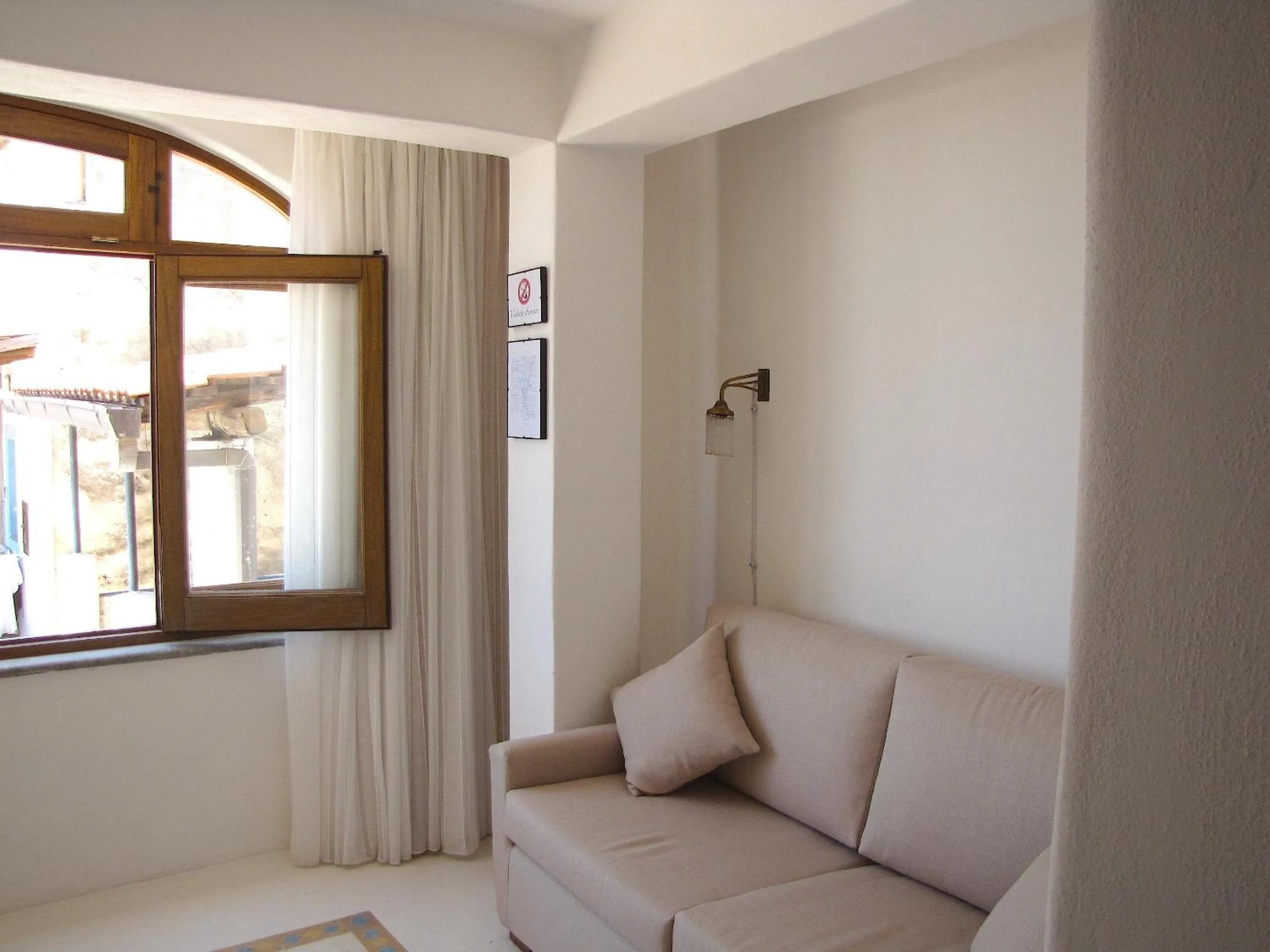 Photo of the whole room in Hotel Santa Marina Antica Foresteria