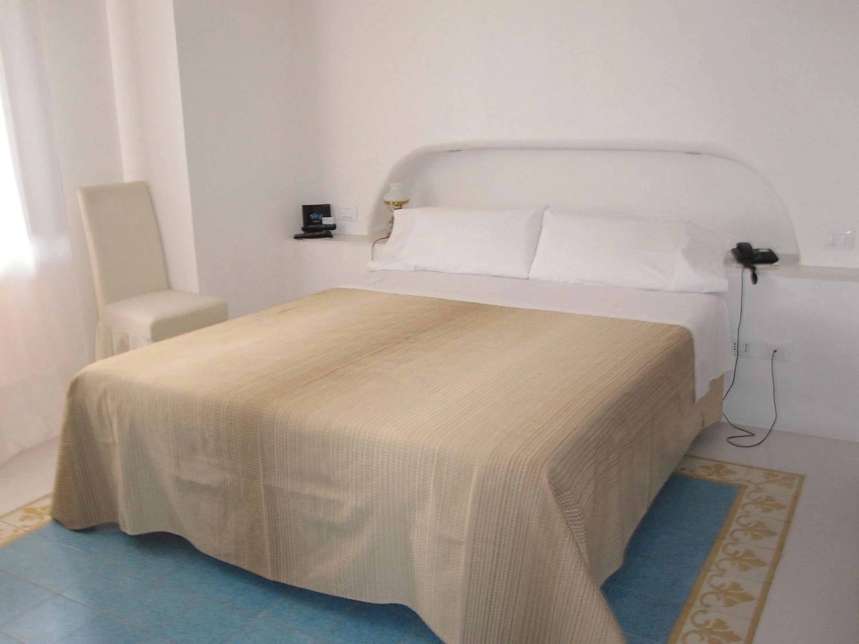 Photo of the whole room, Bed in Hotel Santa Marina Antica Foresteria