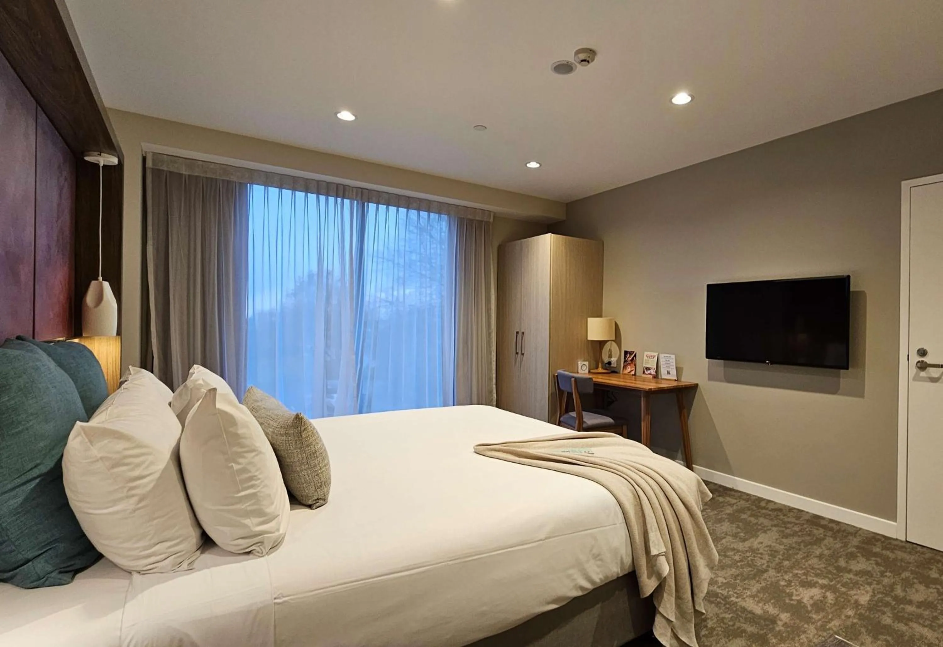 Bedroom, Bed in Sudima Christchurch City