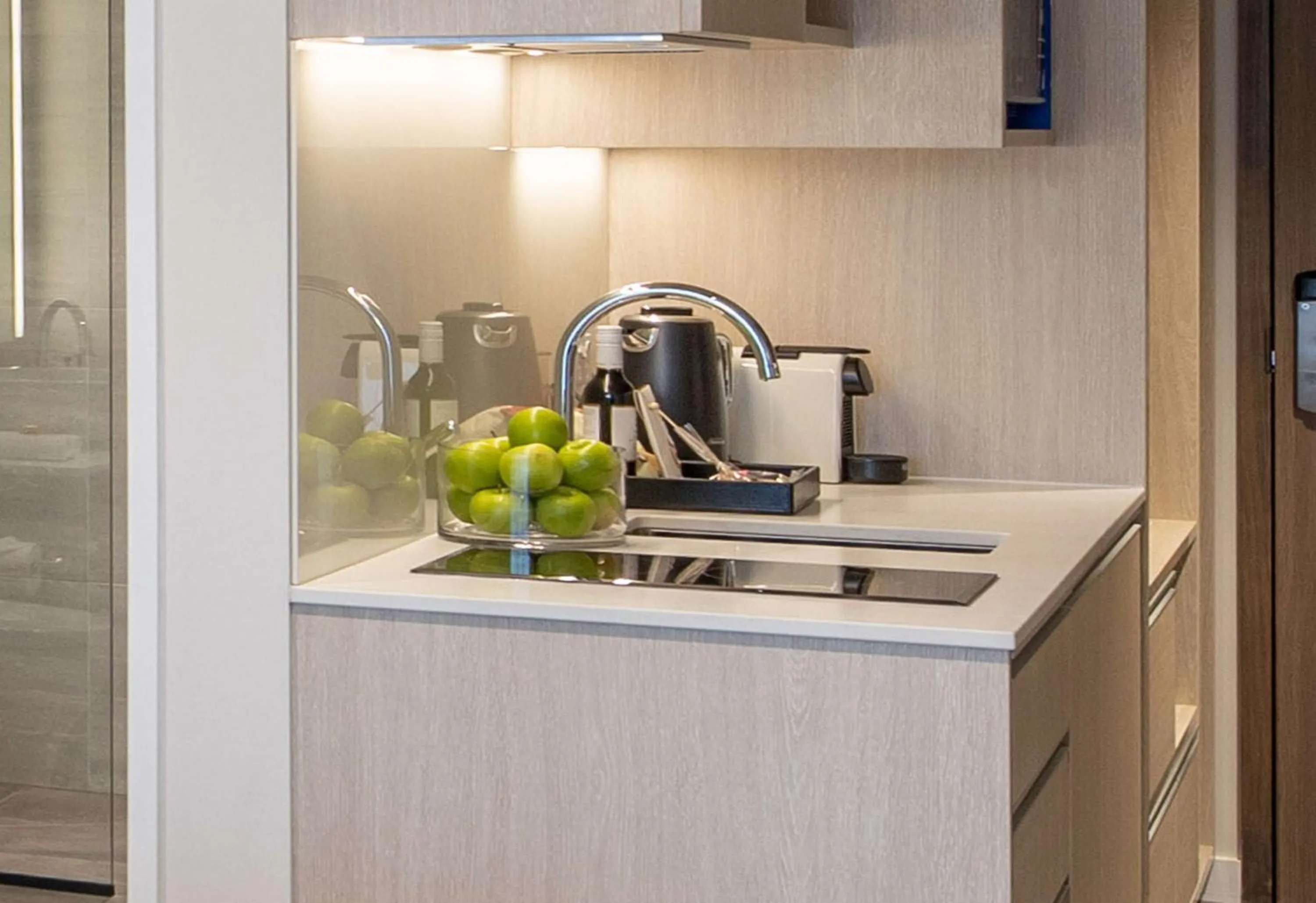 Coffee/tea facilities in Sudima Christchurch City