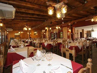 Restaurant/places to eat in Hosteria San Emeterio