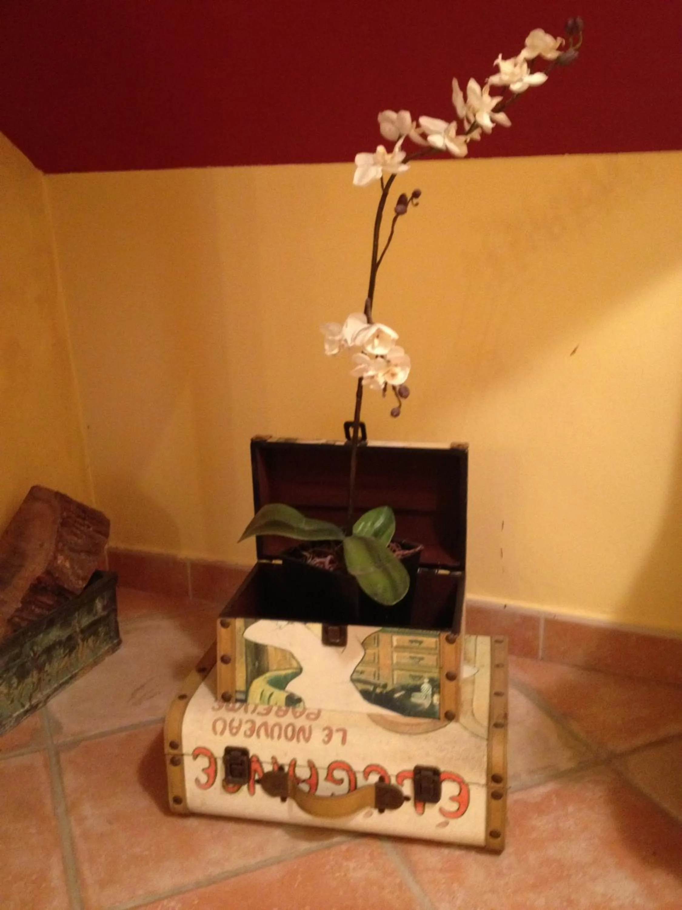 Decorative detail in Hosteria San Emeterio