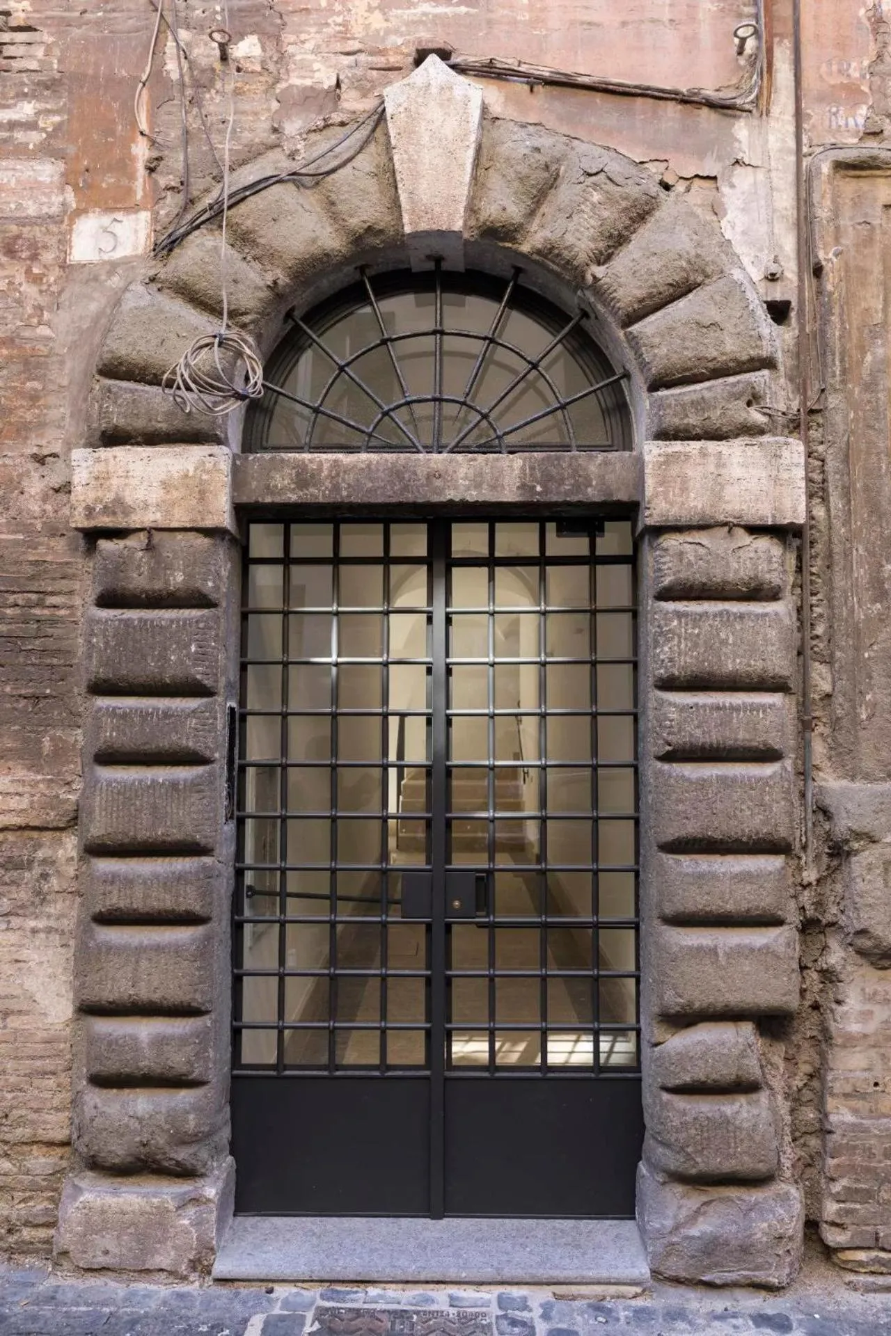 Facade/entrance in Residenza Palline by Hili