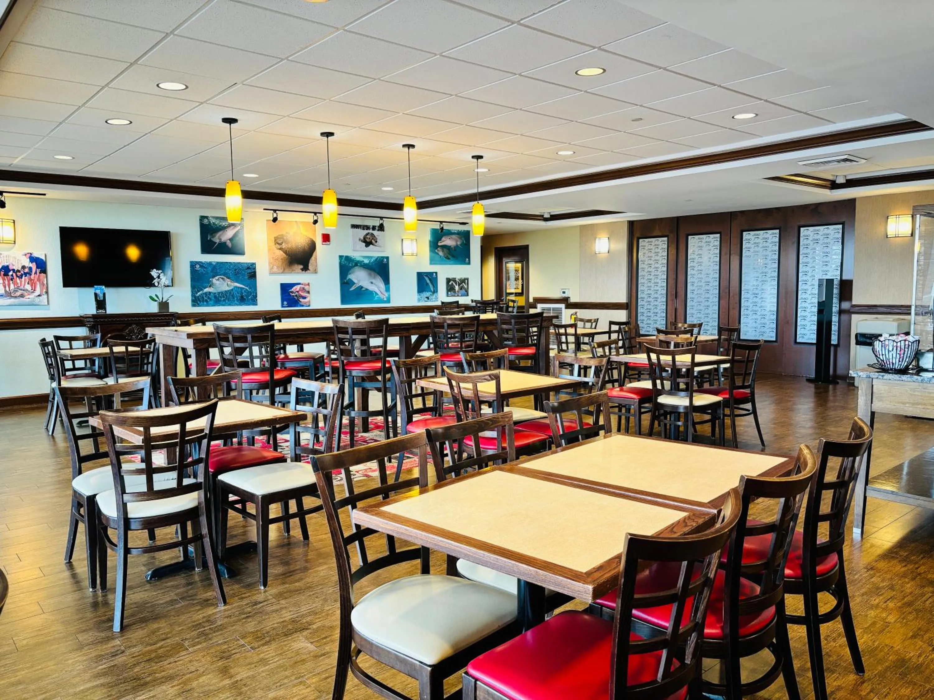 Seating area in Pier House 60 Clearwater Beach Marina Hotel