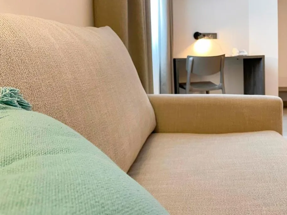 Bed in Hotel Quatre Llunes