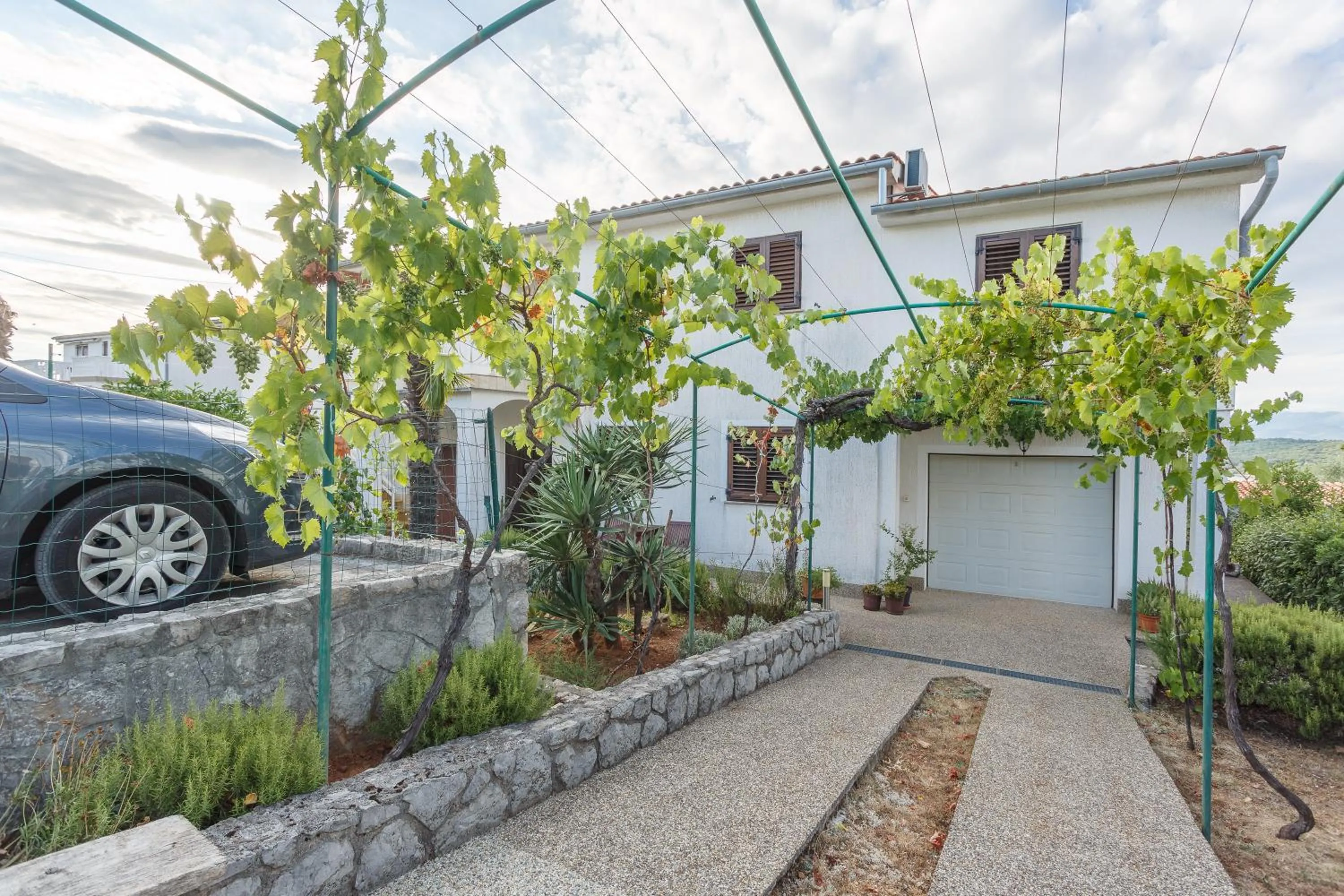 Property building in Apartment Karabaic by El-Pi Tours