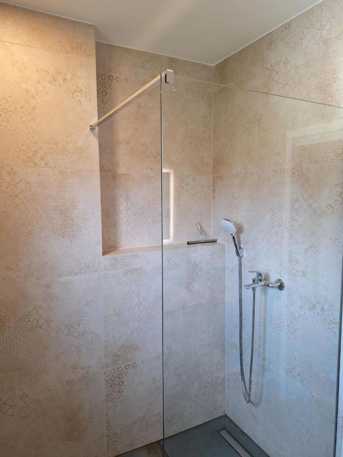 Bathroom in Apartment Karabaic by El-Pi Tours