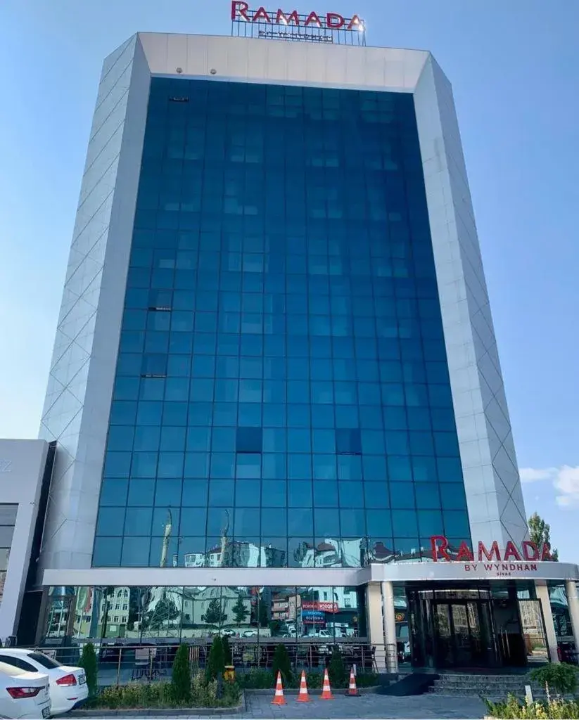 Property building in Ramada by Wyndham Sivas Property building in Ramada by Wyndham Sivas
