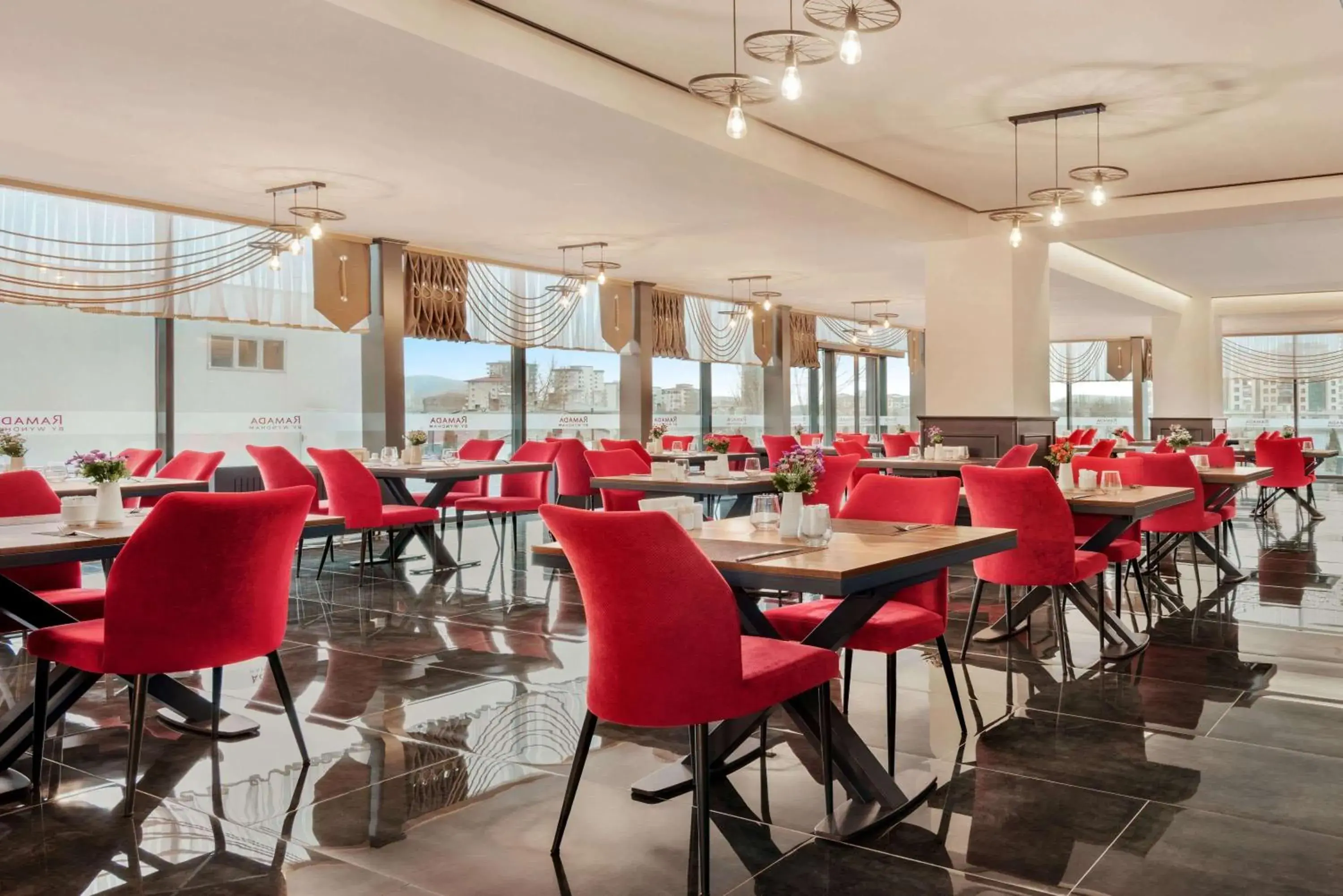 Restaurant/places to eat in Ramada by Wyndham Sivas Restaurant/places to eat in Ramada by Wyndham Sivas