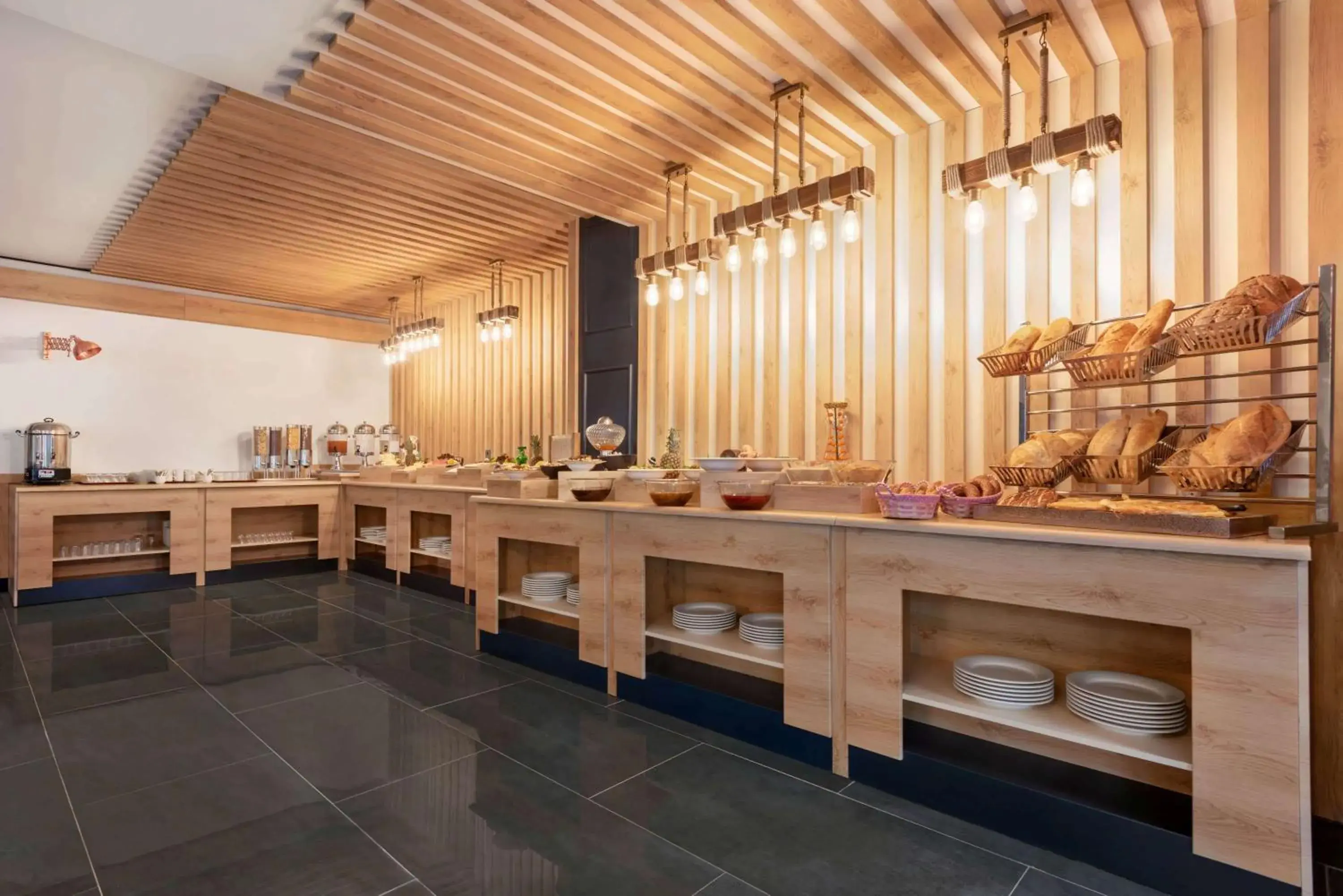 Restaurant/places to eat in Ramada by Wyndham Sivas Restaurant/places to eat in Ramada by Wyndham Sivas