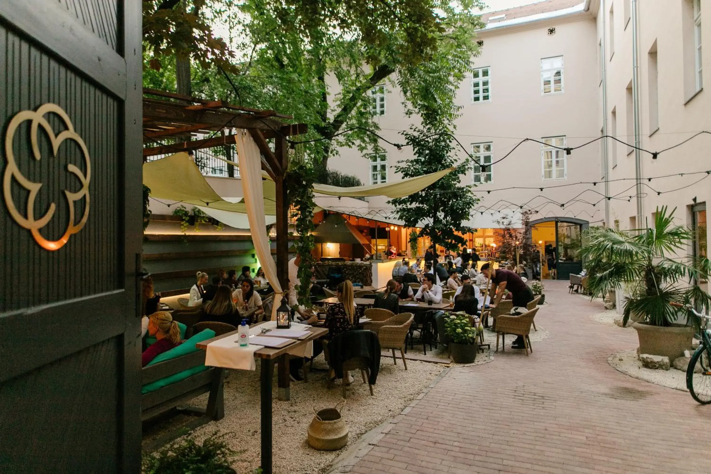 Restaurant/places to eat in Monastery Boutique Hotel Budapest Restaurant/places to eat in Monastery Boutique Hotel Budapest