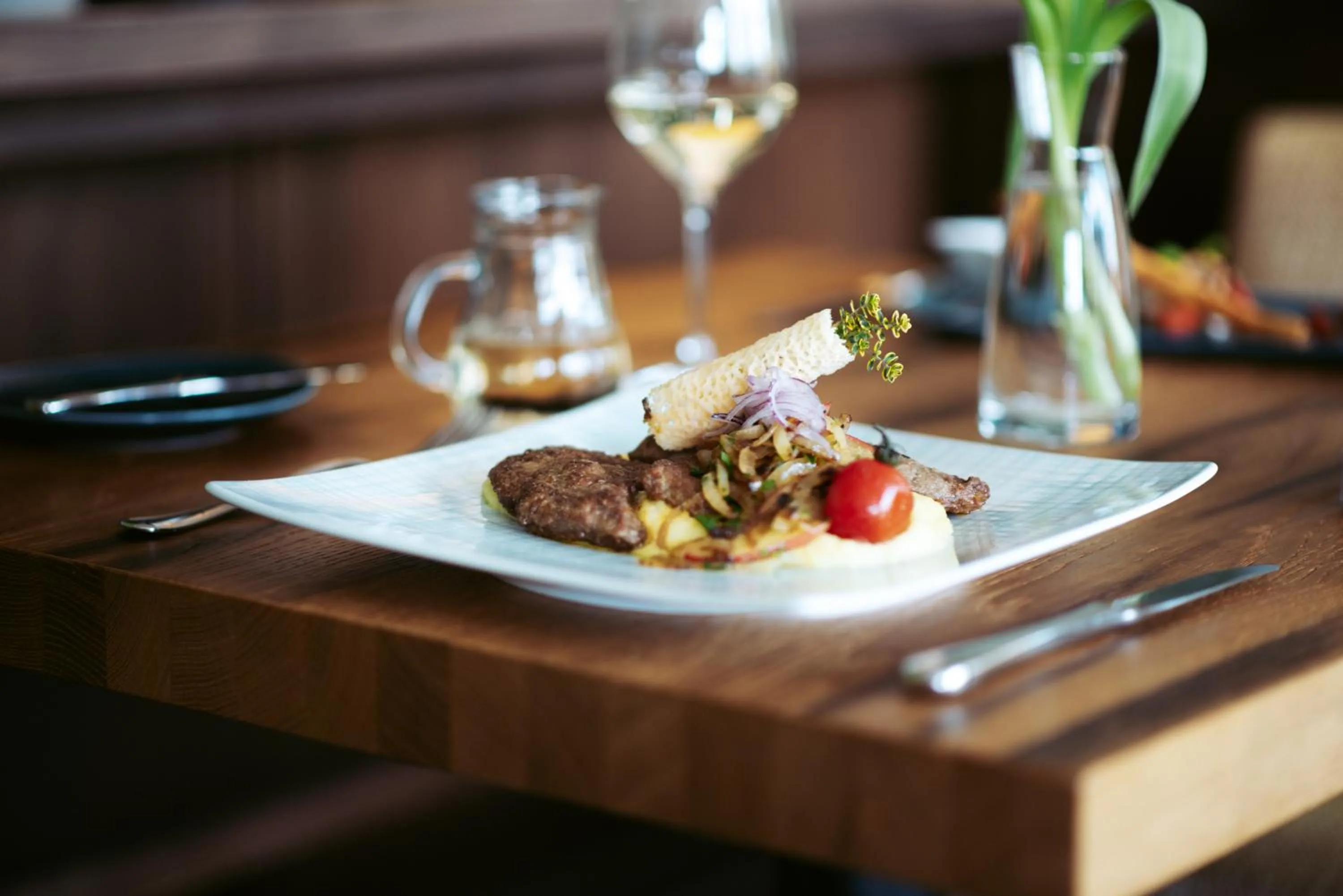 Food and drinks in Boutiquehotel Myn Utspann