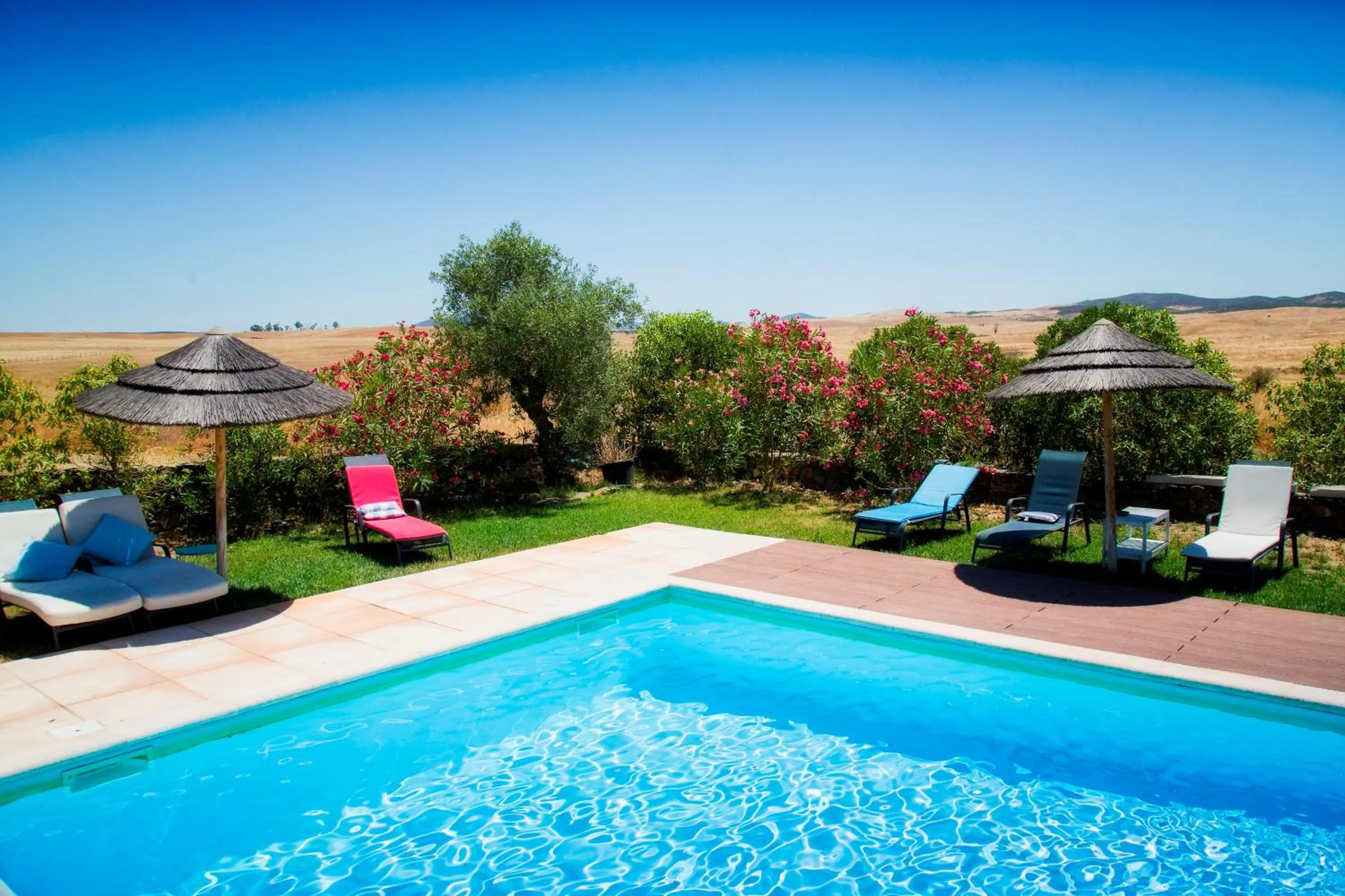 Pool view in Casa dos Castelejos