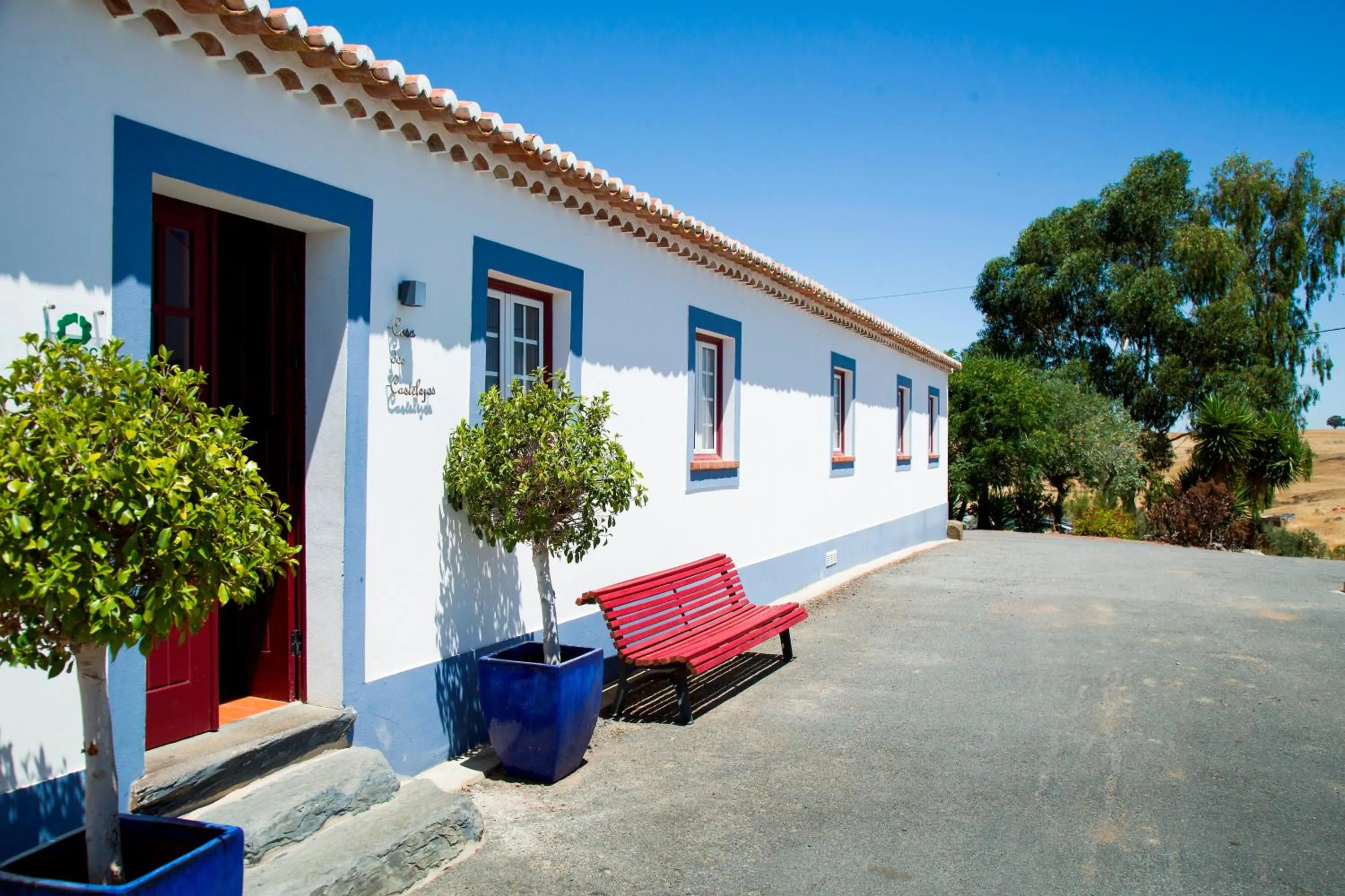 Facade/entrance in Casa dos Castelejos
