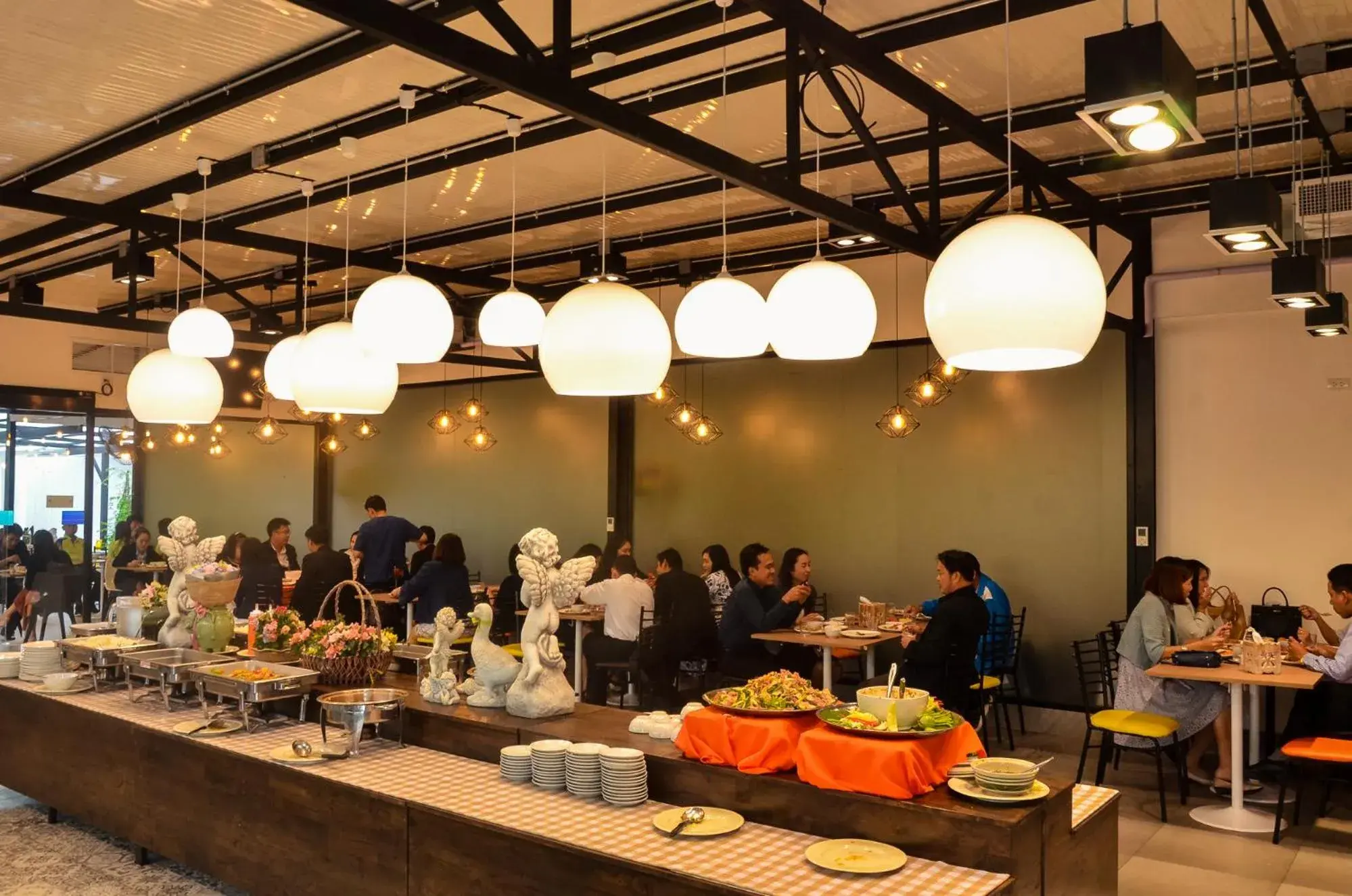 Breakfast in At Ruam Chok Hotel Breakfast in At Ruam Chok Hotel