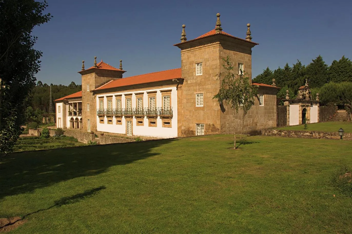 Facade/entrance in Casa da Lage