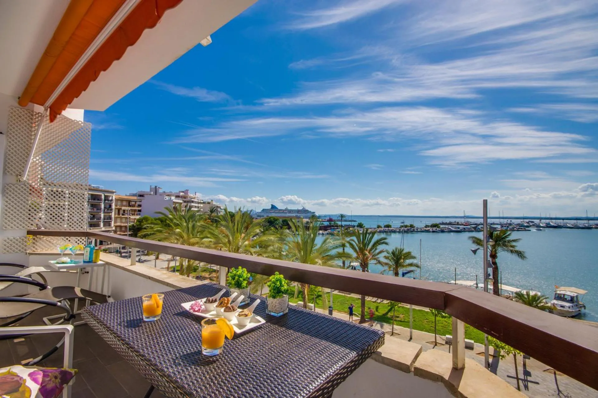 Balcony/Terrace in Ideal Property Mallorca - Blue Palm Beach