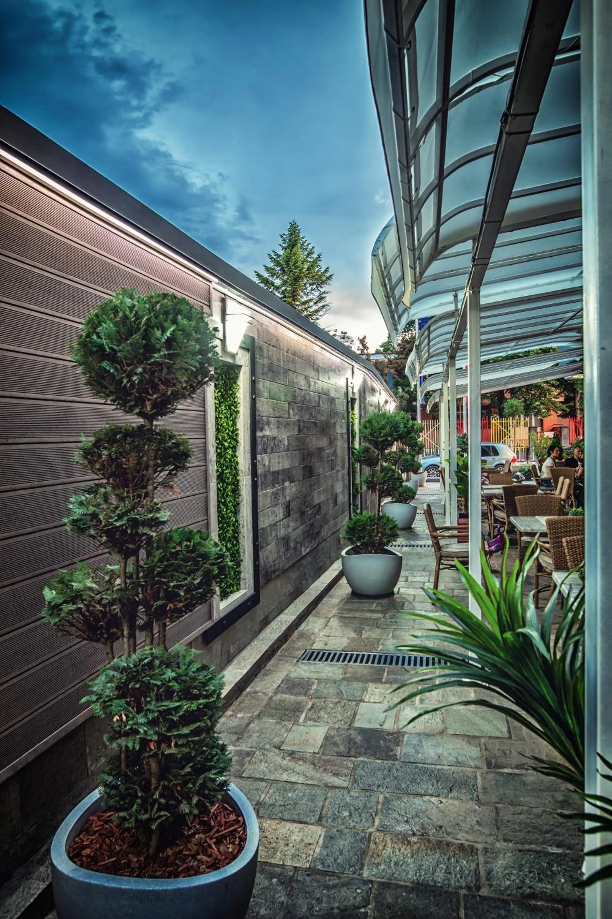 Garden in Hotel Idol