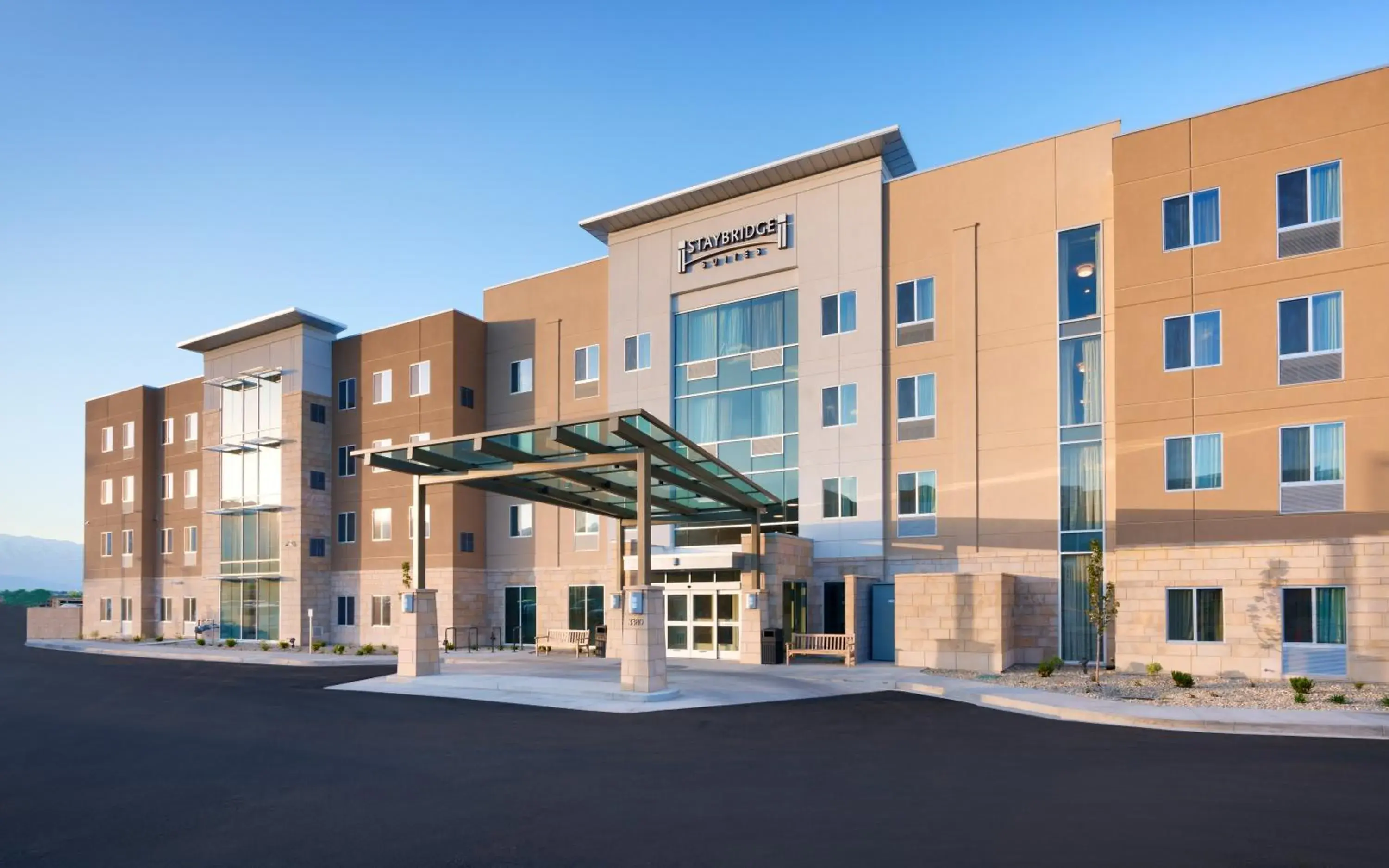 Property building in Staybridge Suites - Lehi - Traverse Ridge Center by IHG Property building in Staybridge Suites - Lehi - Traverse Ridge Center by IHG