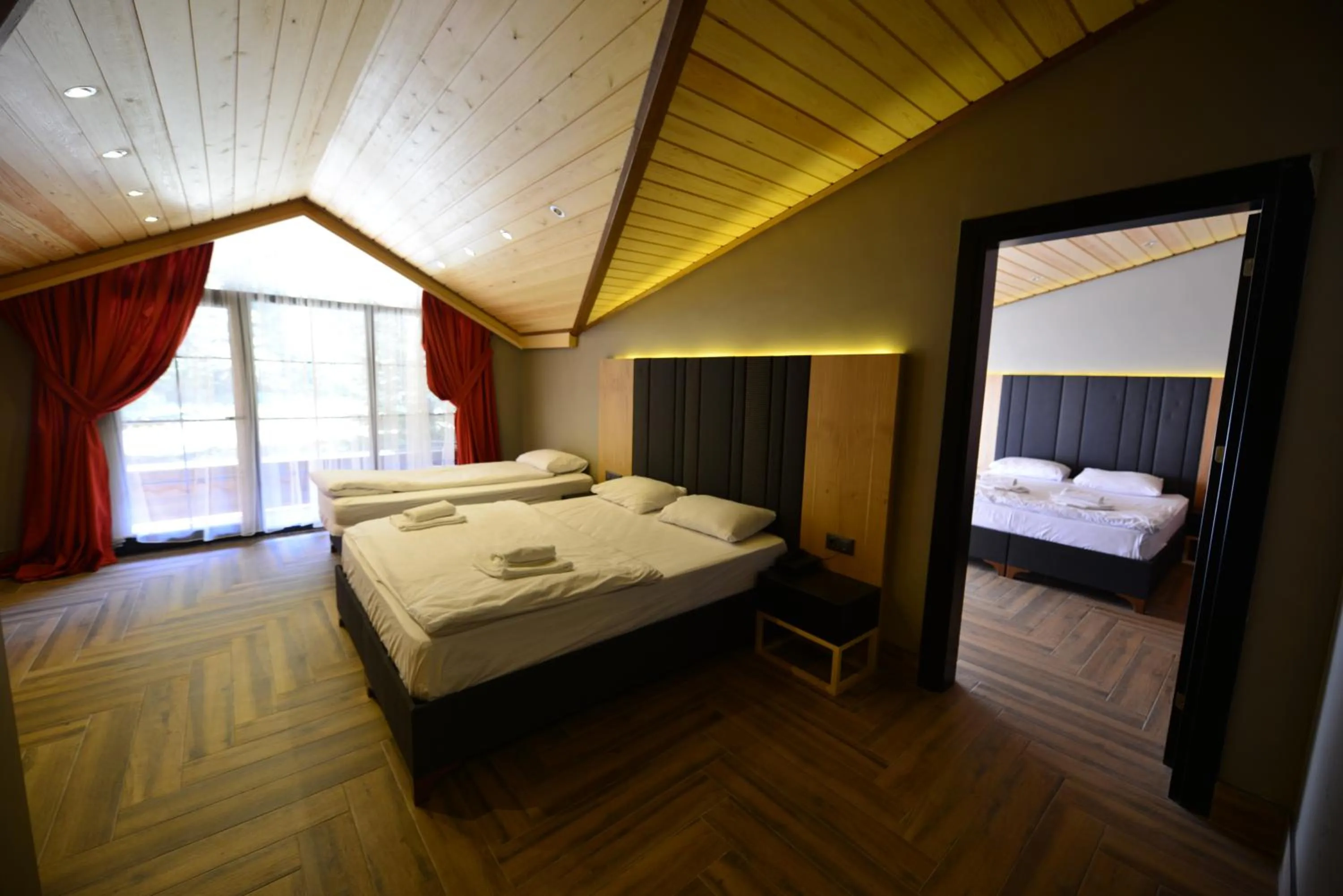 Bed in Inanlar Deluxe Hotel & Bungalow