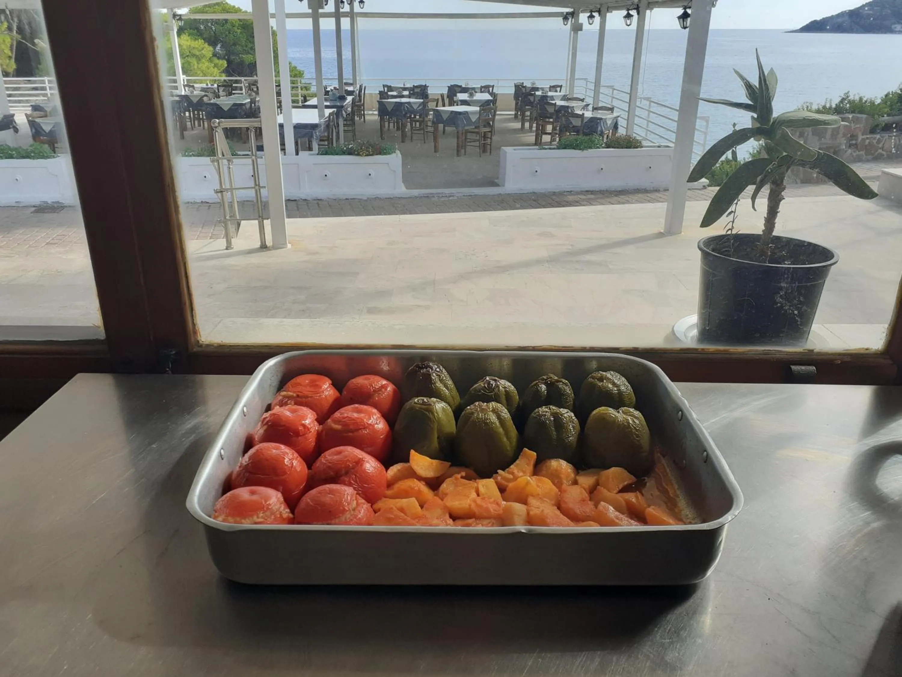 Food in Hotel 3 Adelfia