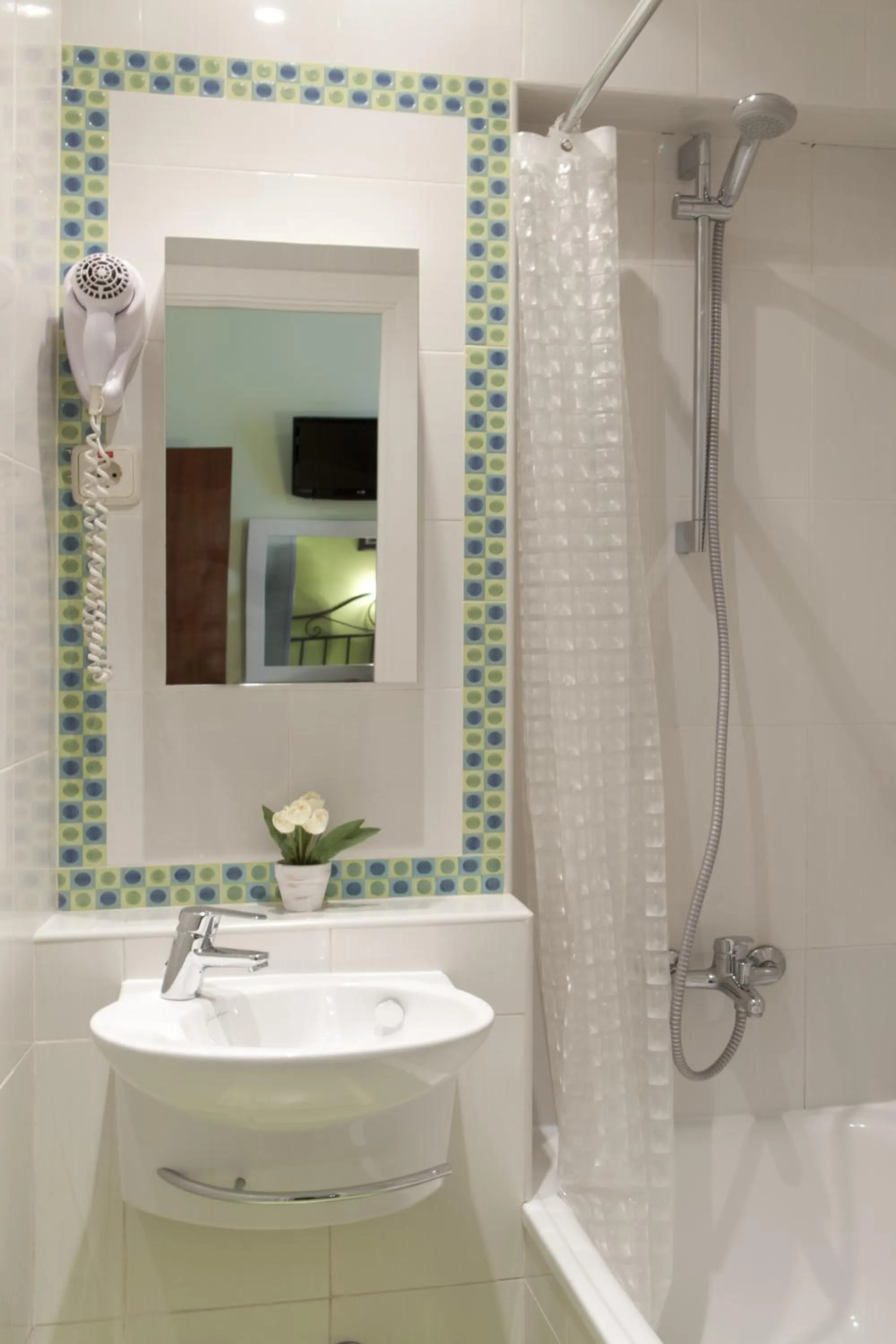 Bathroom in Hostal Los Alpes