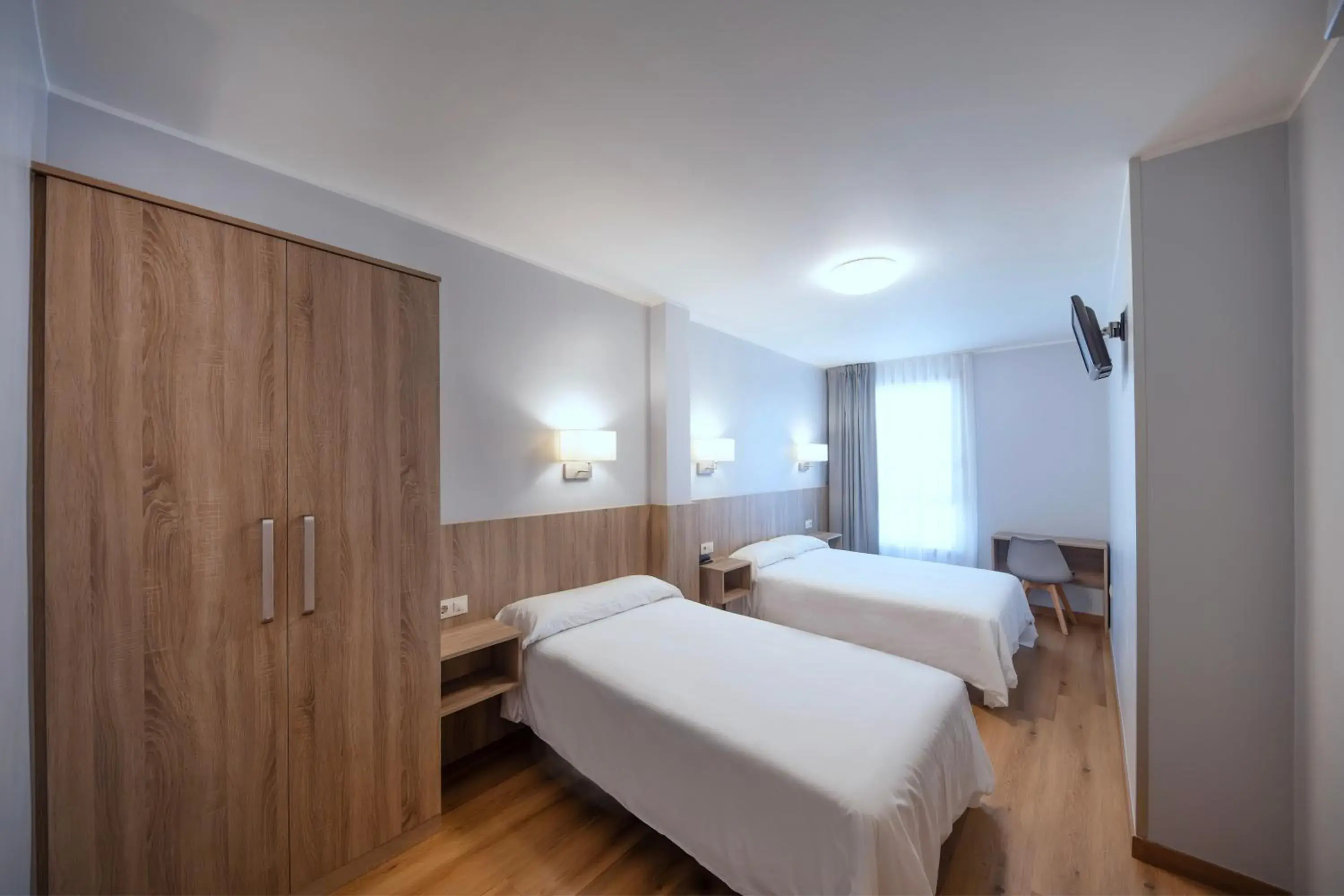 Photo of the whole room, Bed in Hotel Pantón Photo of the whole room, Bed in Hotel Pantón