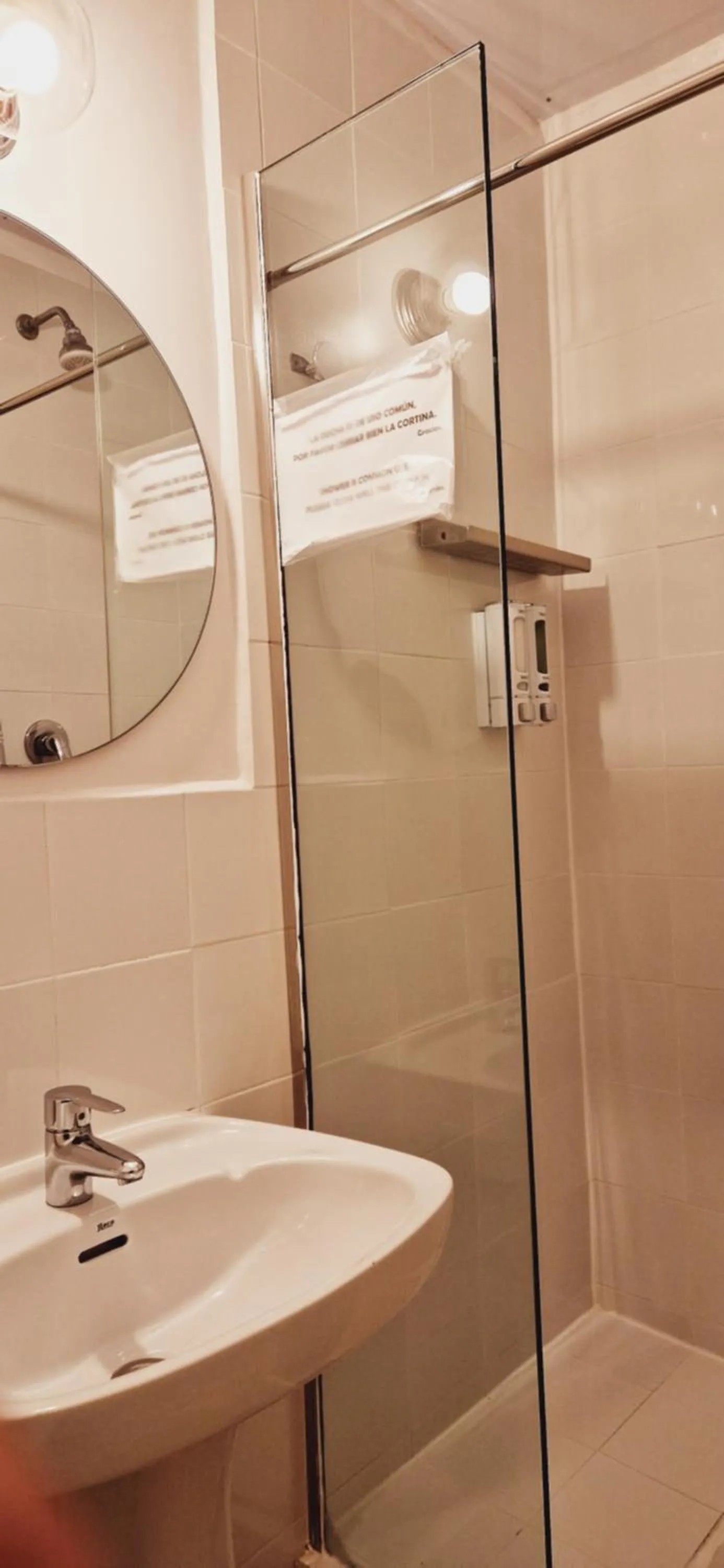 Shower in Casa de Huespedes Dolce Vita