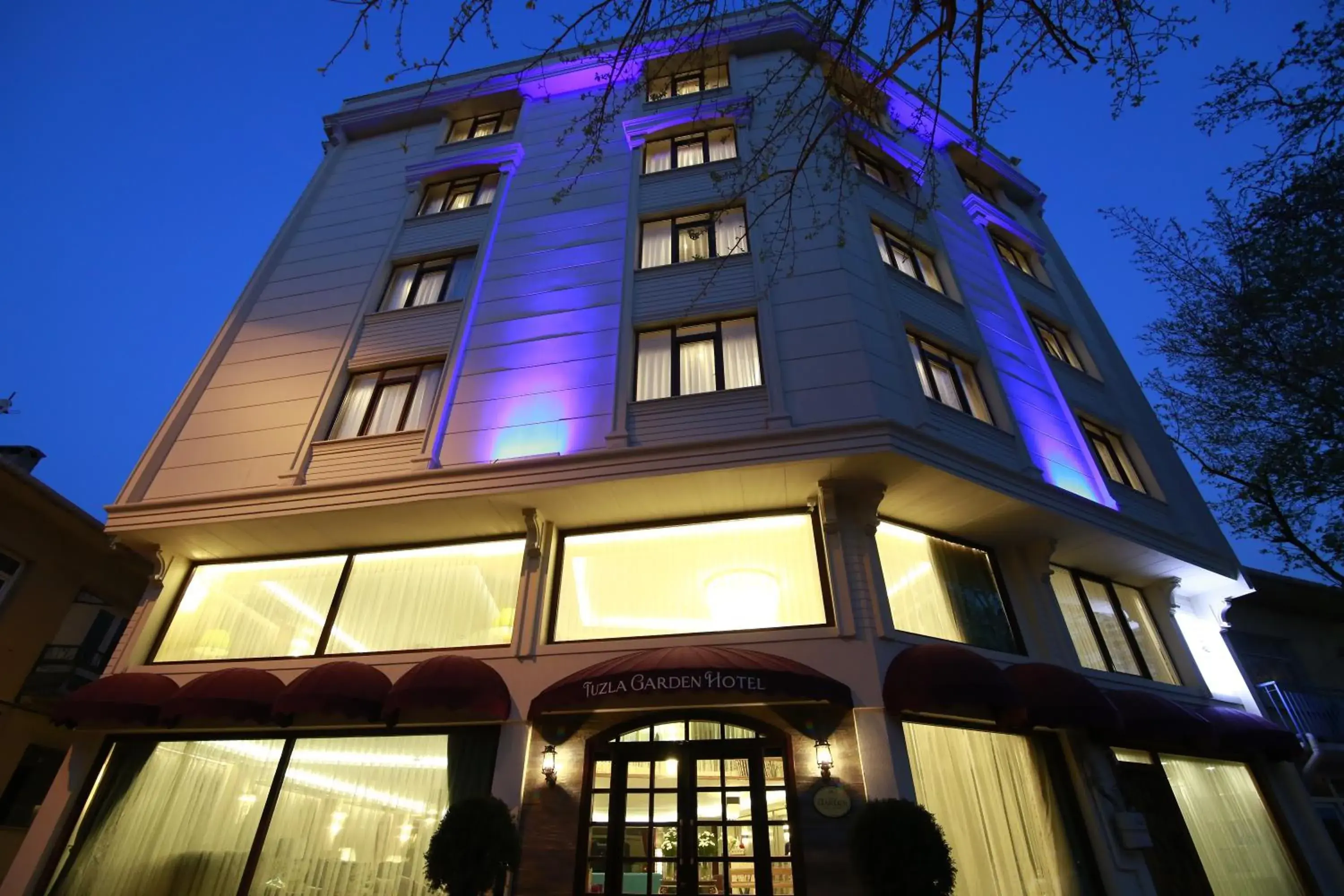 Facade/entrance in Tuzla Garden Hotel & Spa Facade/entrance in Tuzla Garden Hotel & Spa