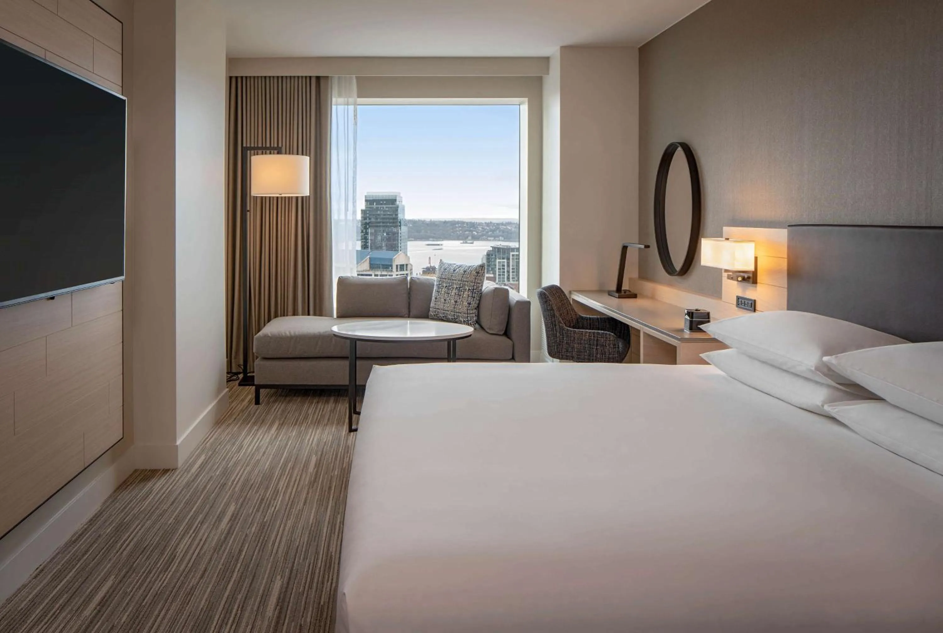 Bedroom, Bed in Hyatt Regency Seattle