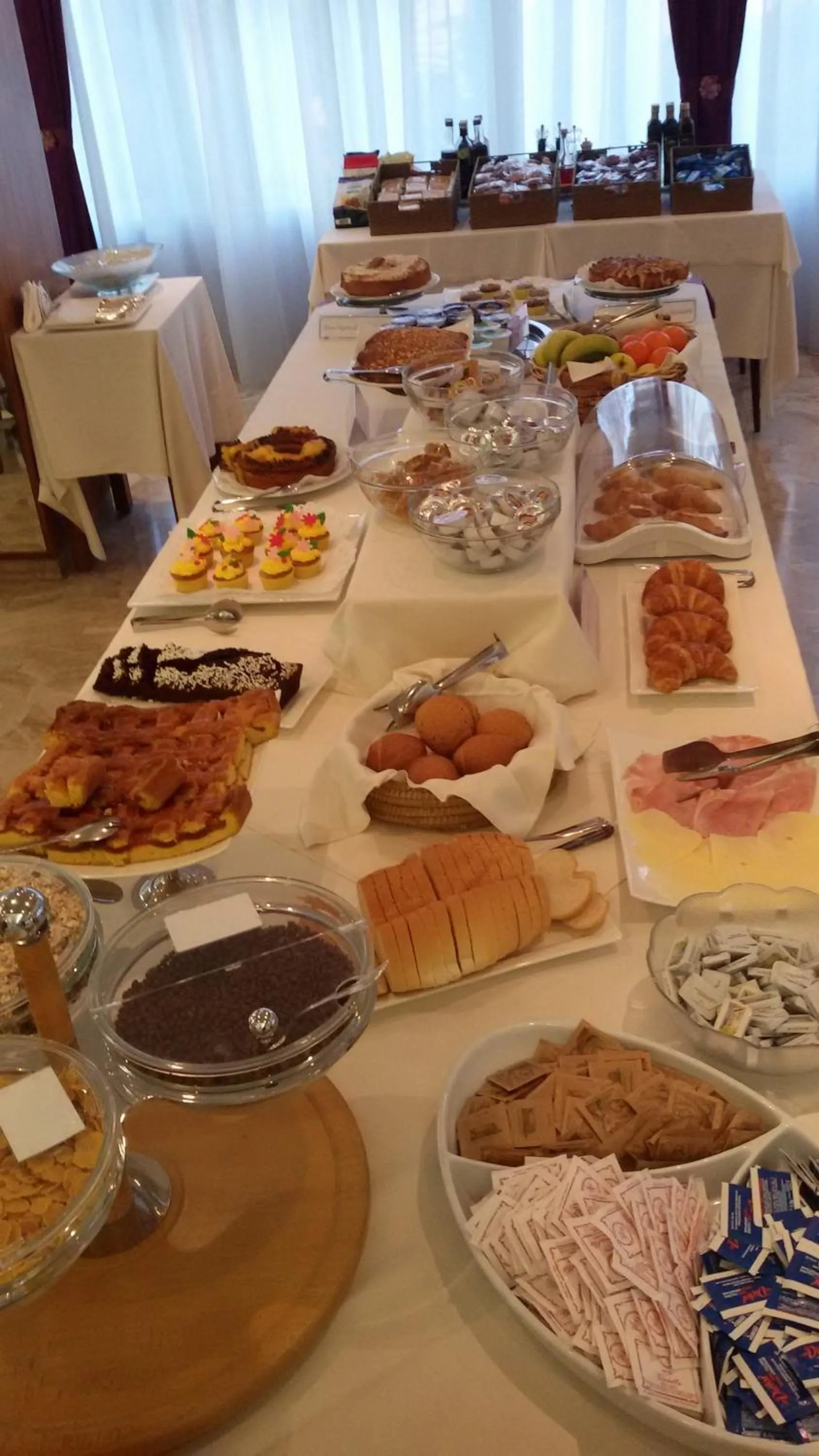 Breakfast in Hotel Gioiella Depandance