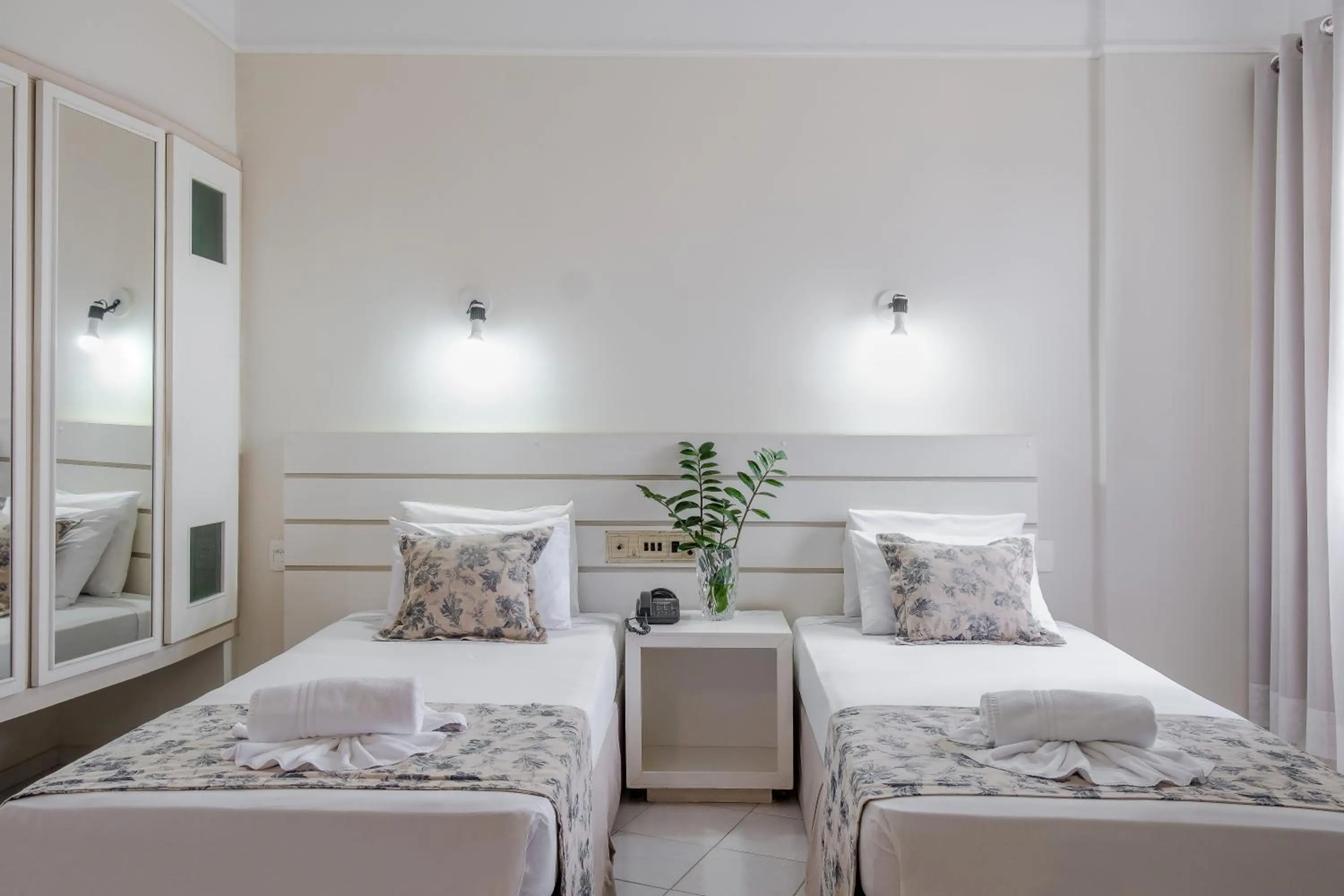 Bed in Tower Franca Hotel