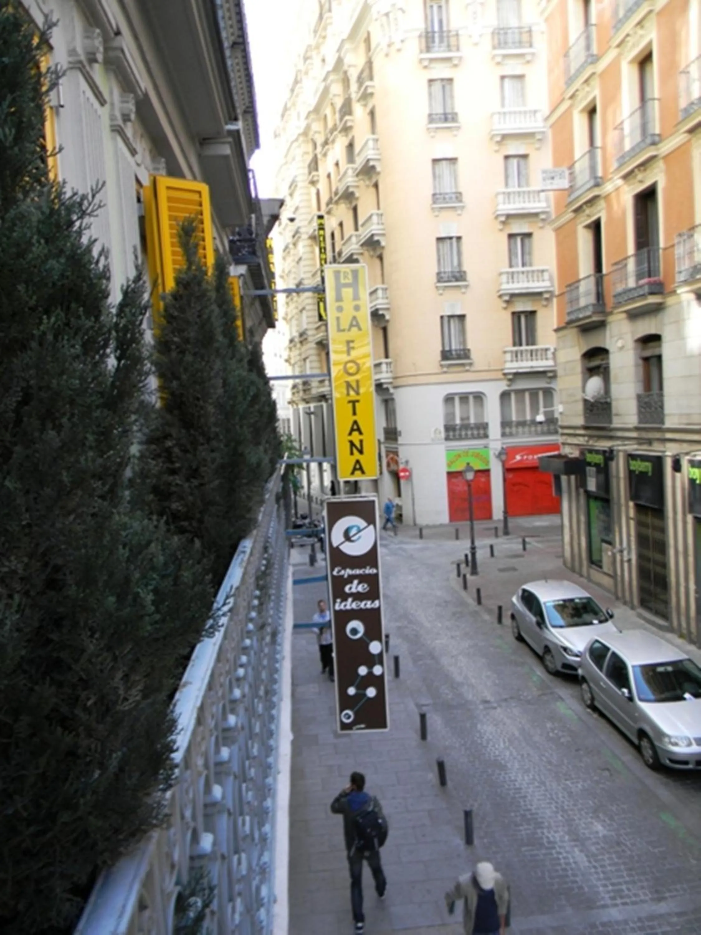 City view in Hostal La Fontana