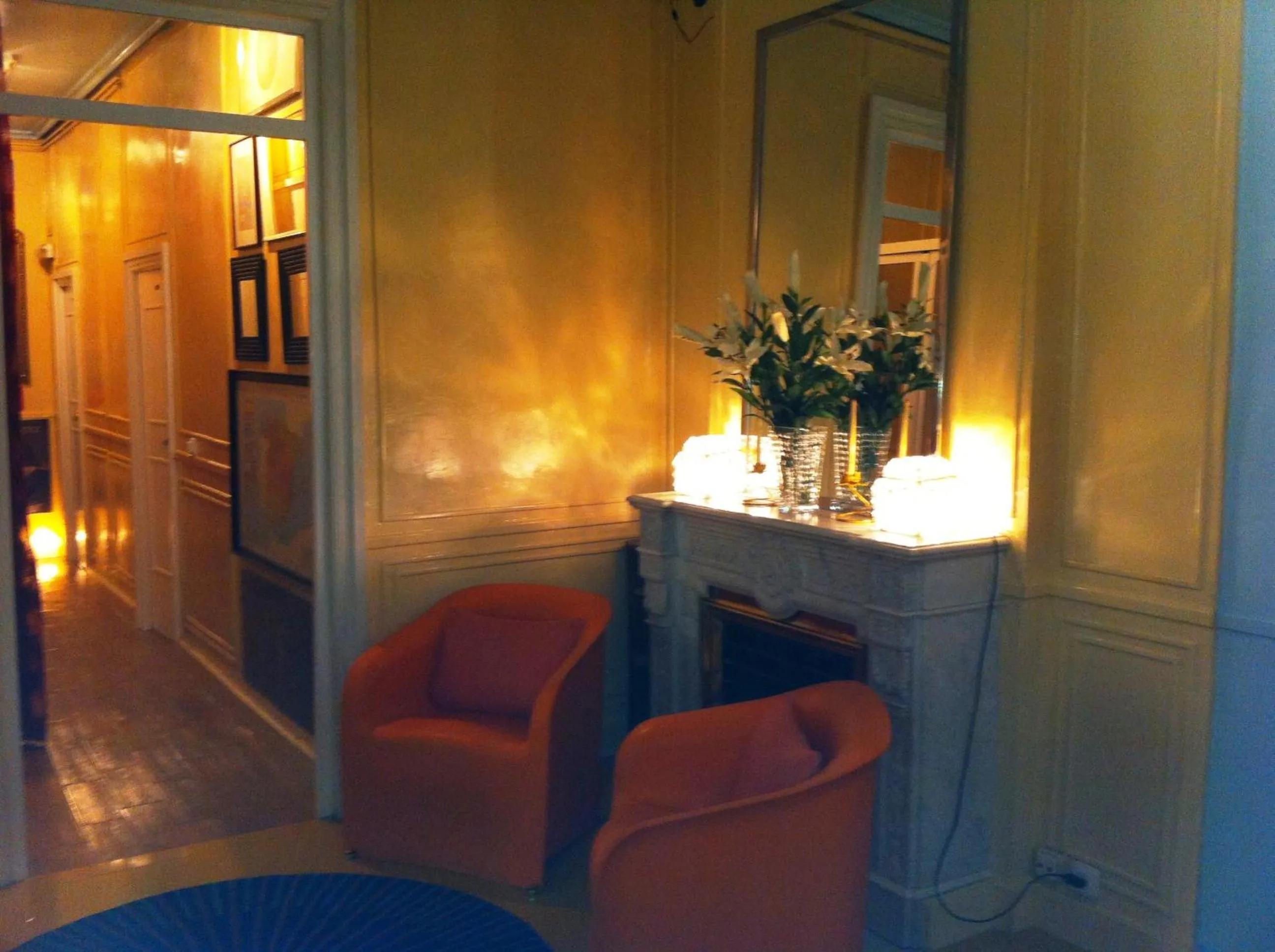 Decorative detail in Hostal La Fontana