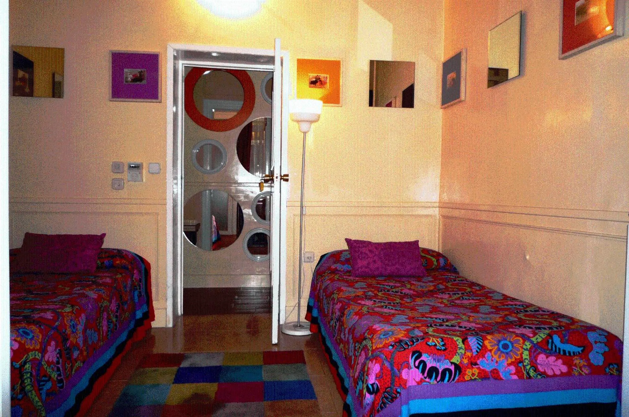 Photo of the whole room, Bed in Hostal La Fontana
